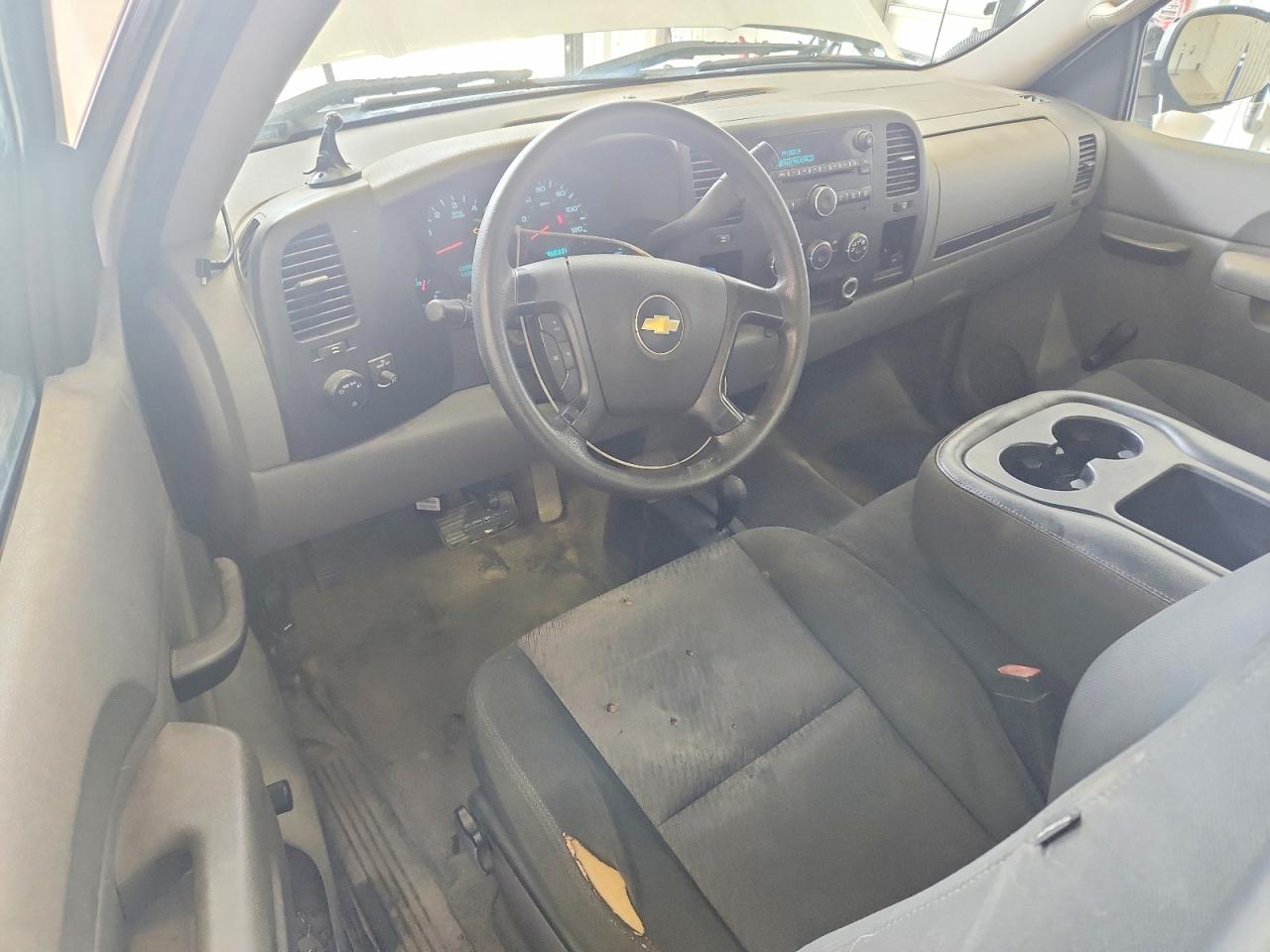 2013 Chevrolet Silverado K1500 White vin: 1GCNKPEX8DZ148817