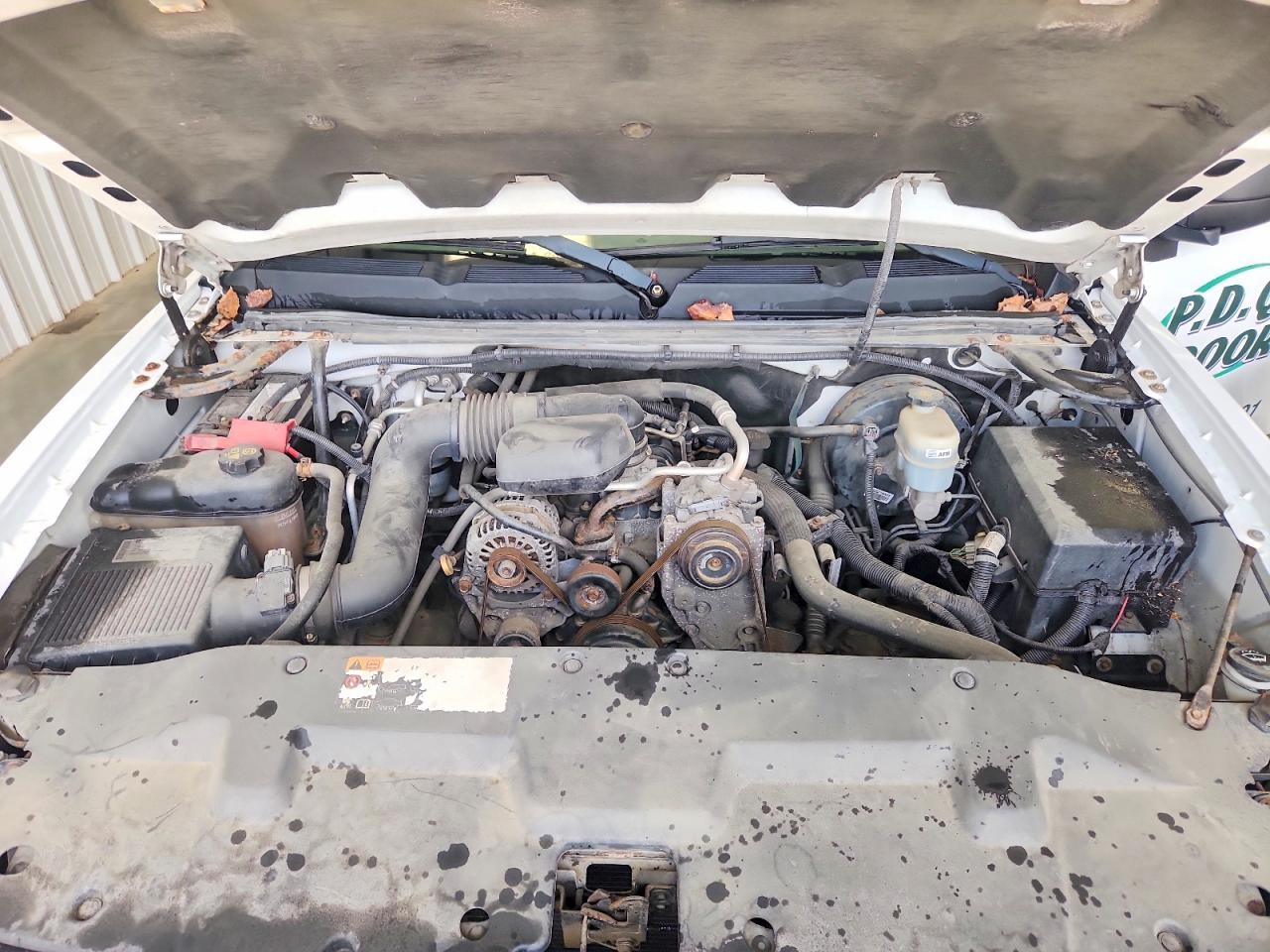 2013 Chevrolet Silverado K1500 White vin: 1GCNKPEX8DZ148817