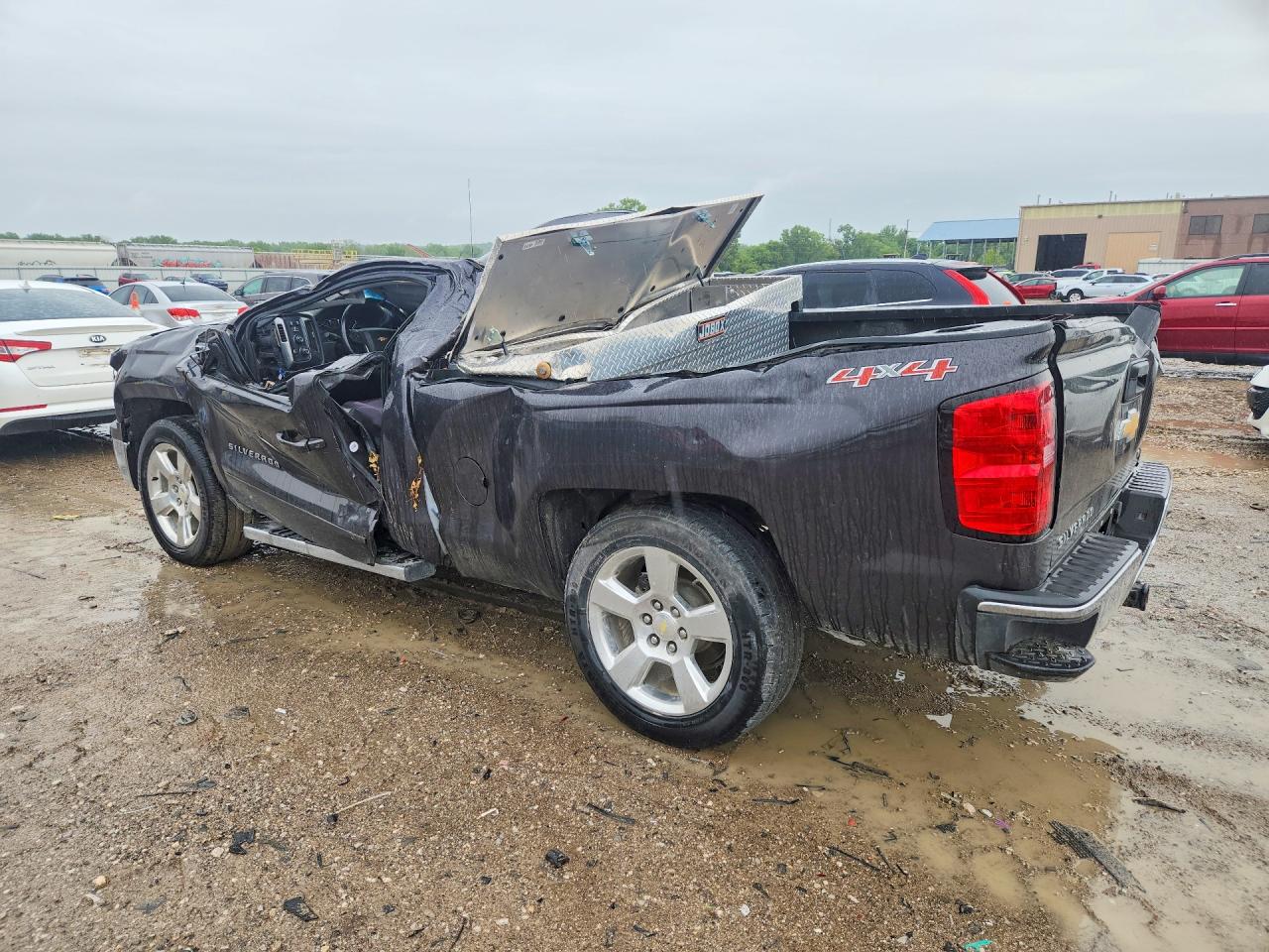 2015 Chevrolet Silverado K1500 Lt Черный vin: 1GCNKREC3FZ180215
