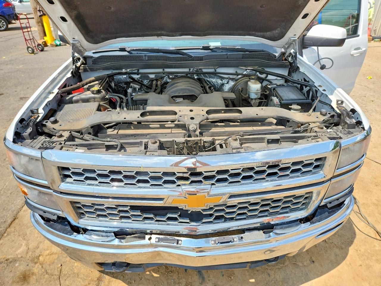 2015 Chevrolet Silverado K1500 Lt White vin: 1GCNKREC5FZ362546