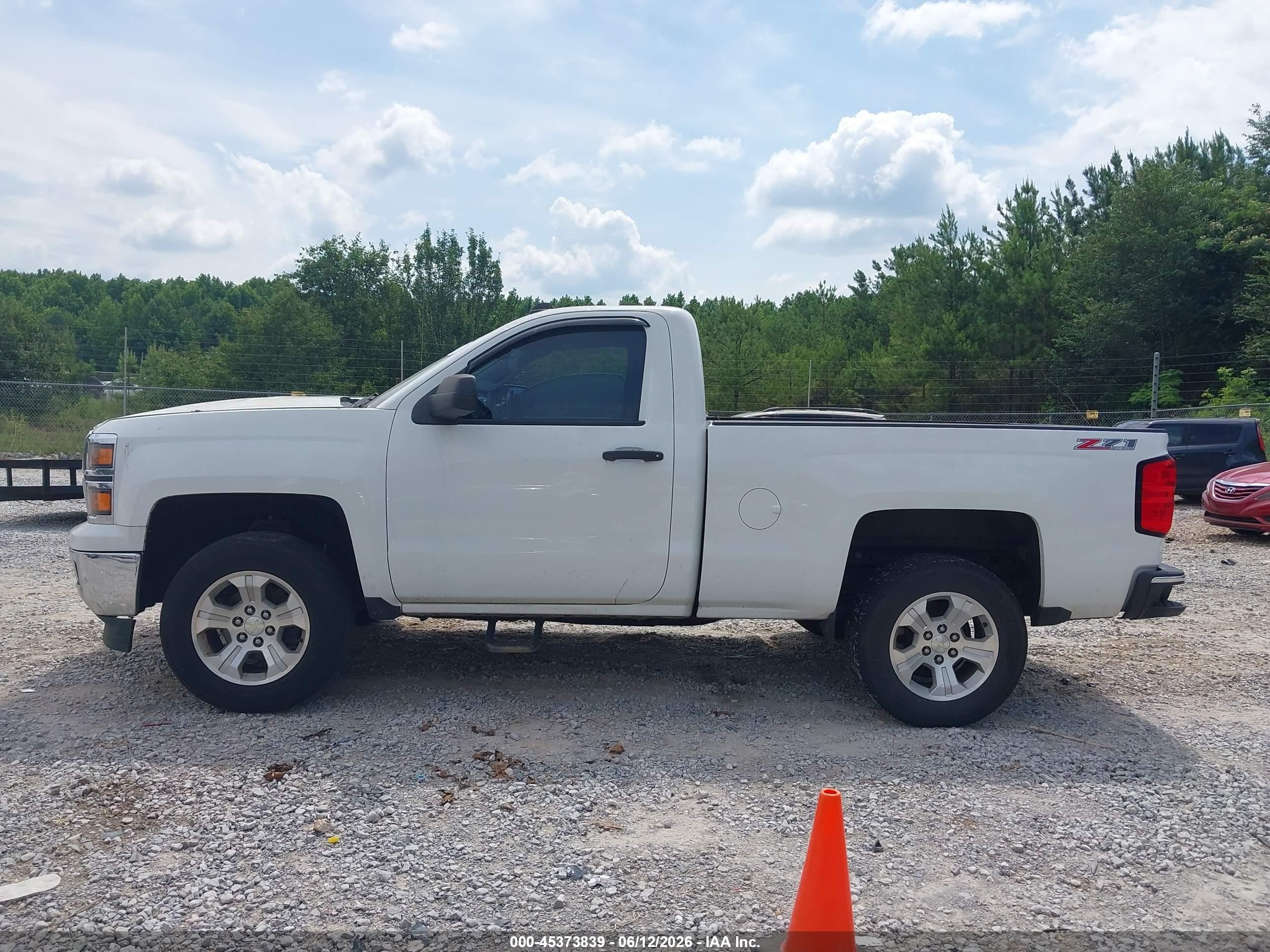 2014 Chevrolet Silverado 1500 Lt White vin: 1GCNKRECXEZ291990