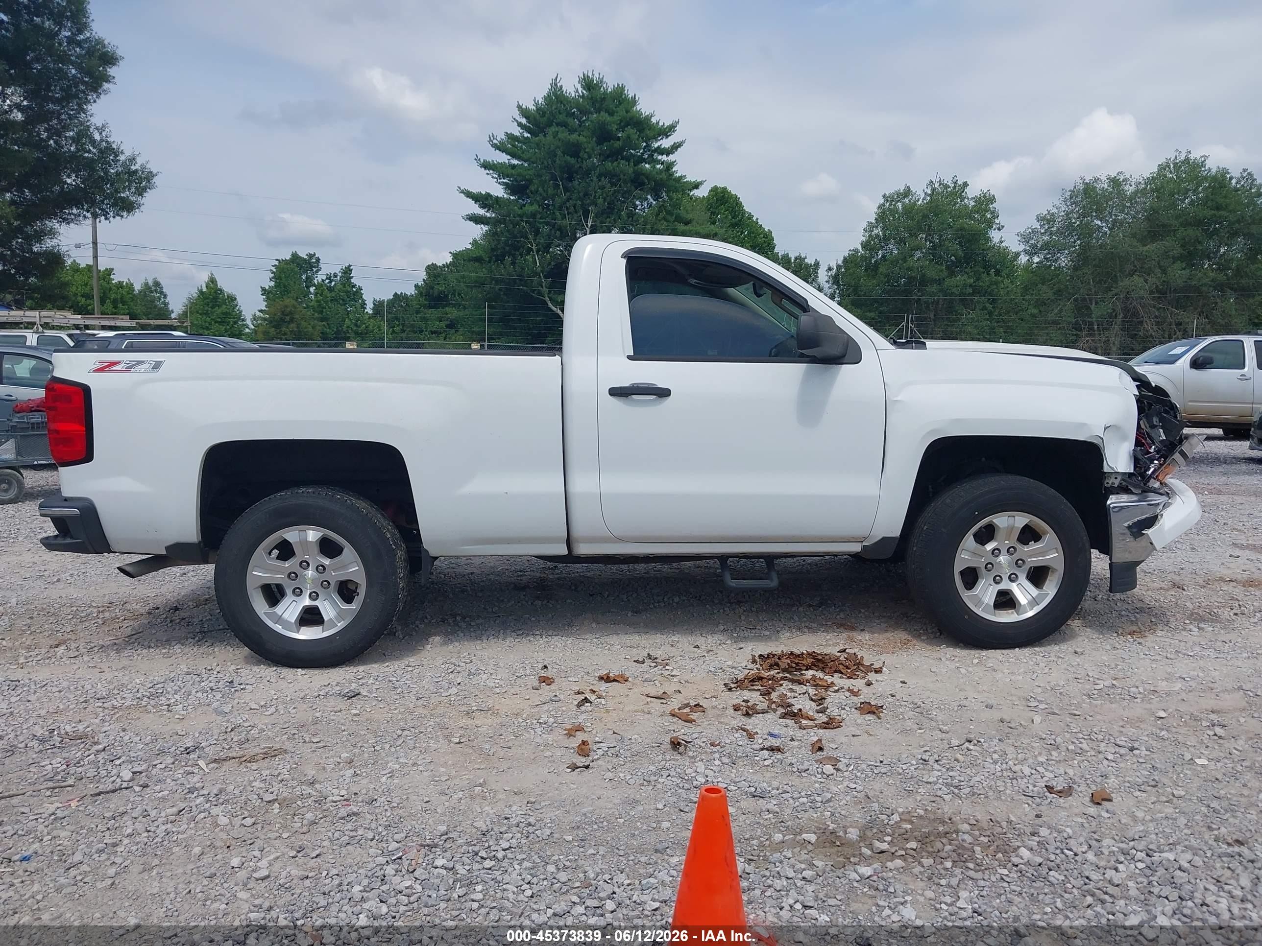 2014 Chevrolet Silverado 1500 Lt White vin: 1GCNKRECXEZ291990