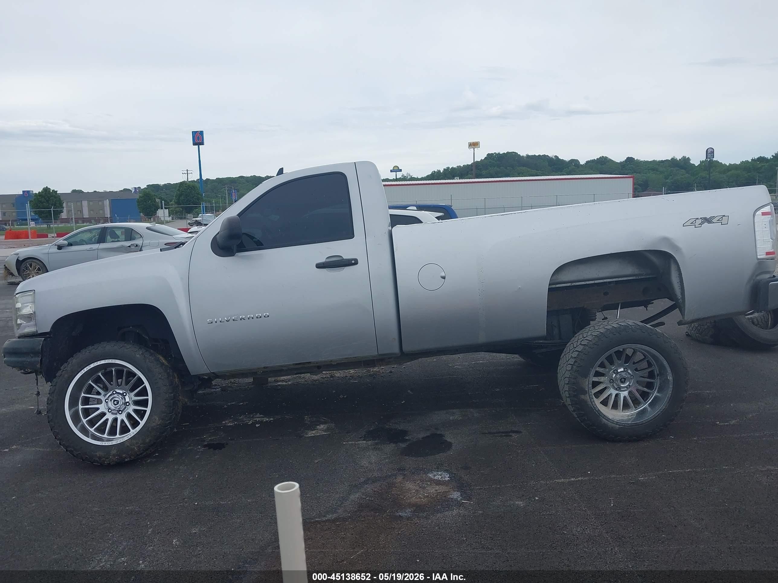 2013 Chevrolet Silverado 1500 Lt Silver vin: 1GCNKSE03DZ345948
