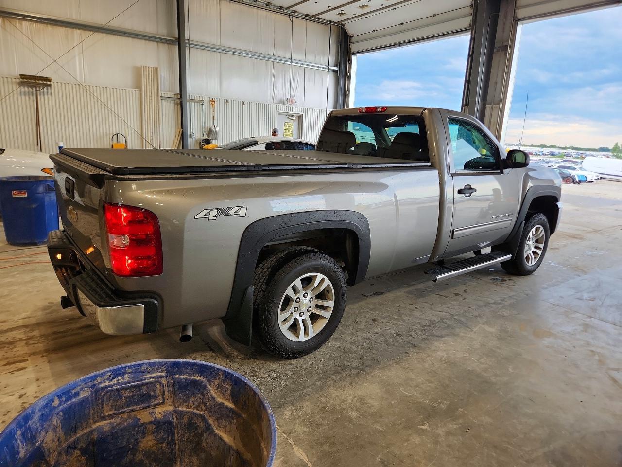 2013 Chevrolet Silverado K1500 Lt Gray vin: 1GCNKSE06DZ367345