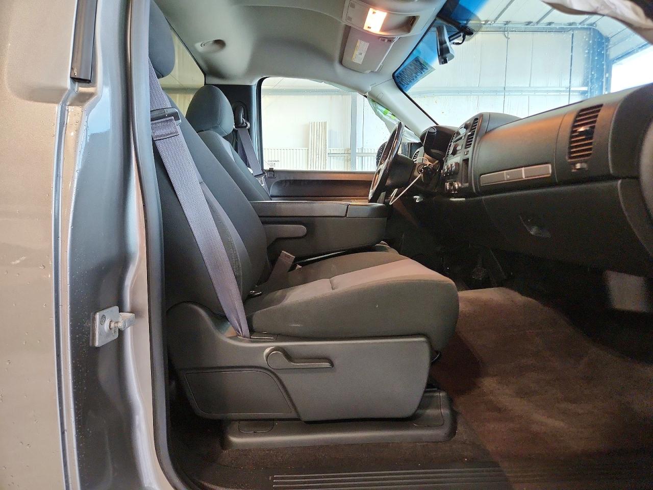 2013 Chevrolet Silverado K1500 Lt Gray vin: 1GCNKSE06DZ367345