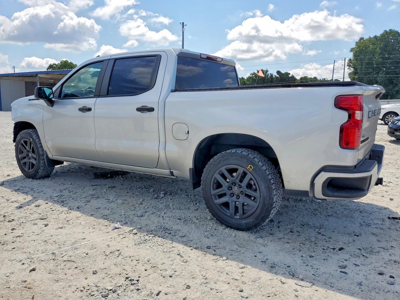 2022 Chevrolet Silverado C1500 Custom Silver vin: 1GCPABEK7NZ523391