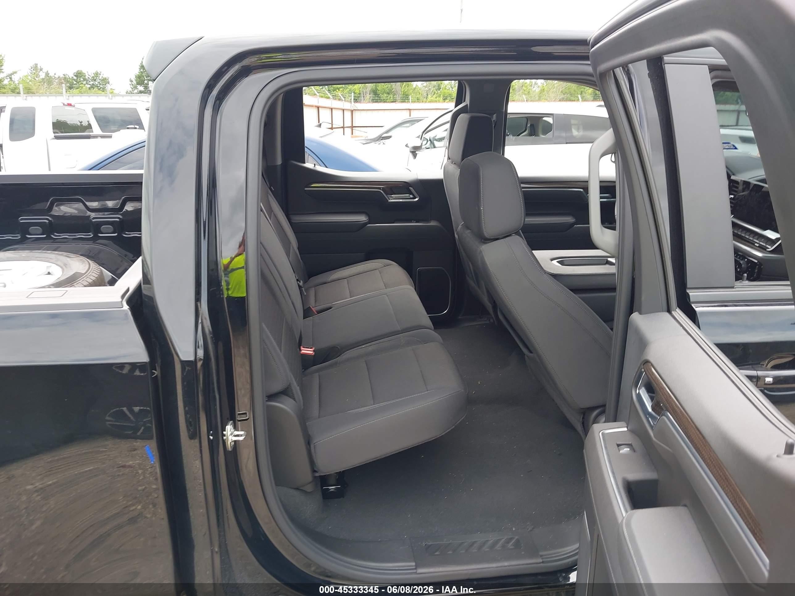 2026 Chevrolet Silverado 1500 2wd  Short Bed Rst Black vin: 1GCPADEDXTZ175340