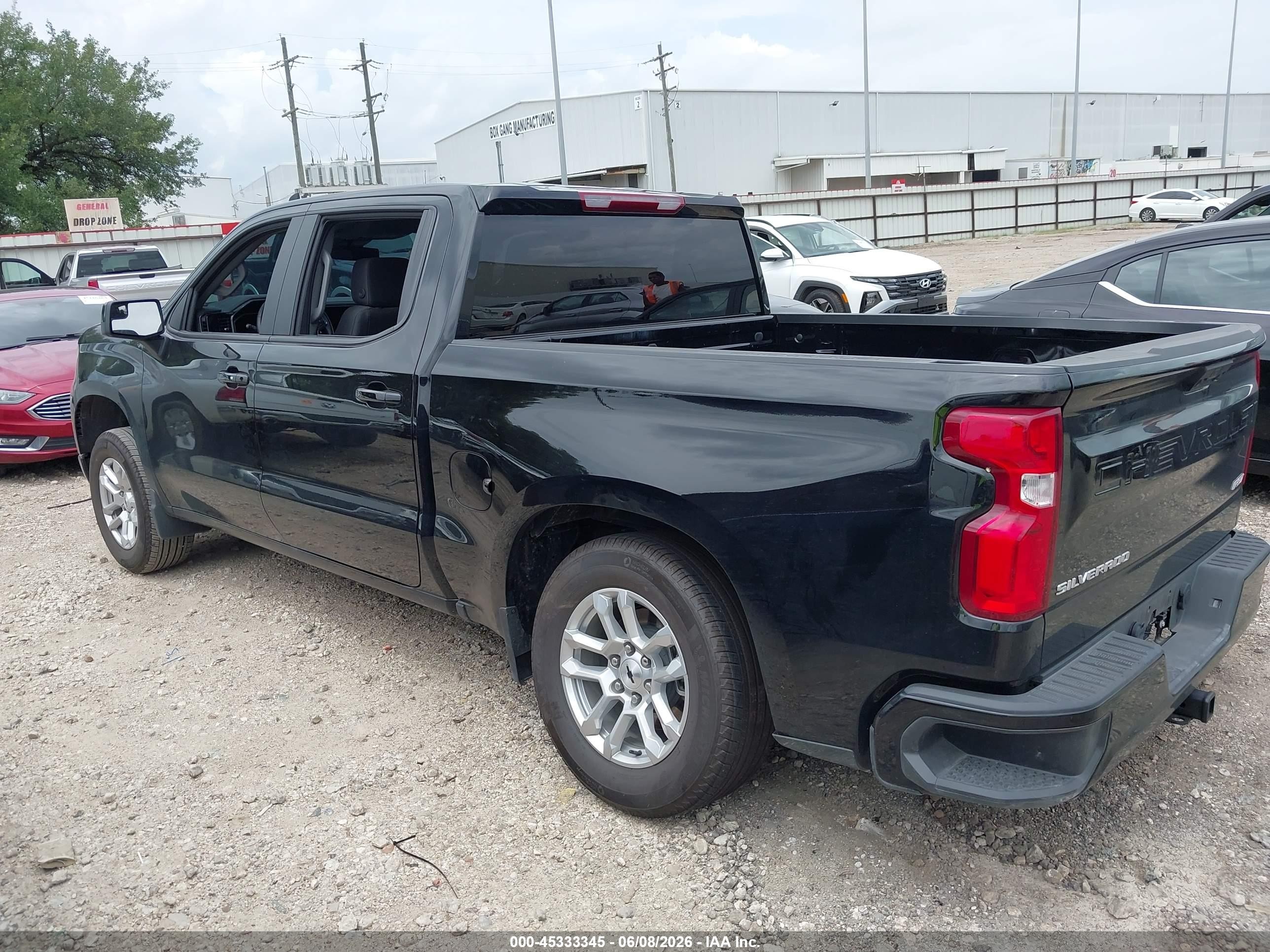 2026 Chevrolet Silverado 1500 2wd  Short Bed Rst Black vin: 1GCPADEDXTZ175340