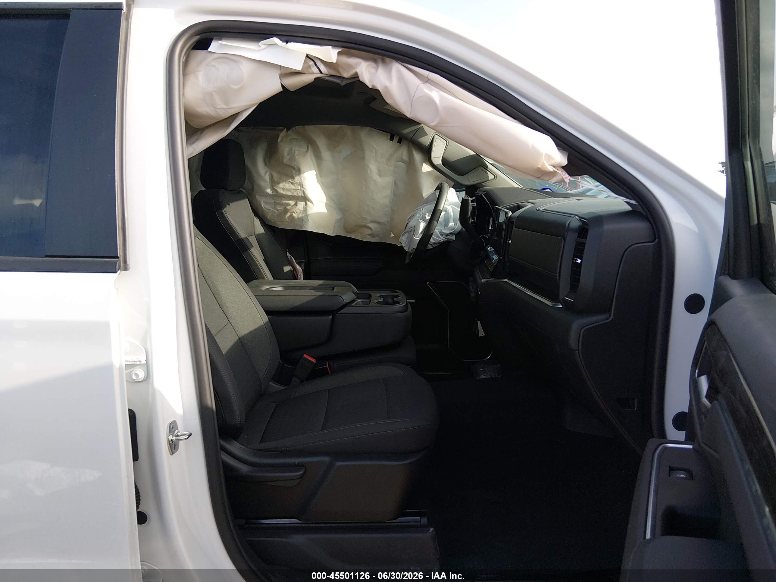 2026 Chevrolet Silverado 1500 2wd  Short Bed Rst White vin: 1GCPAWEK9TZ237482