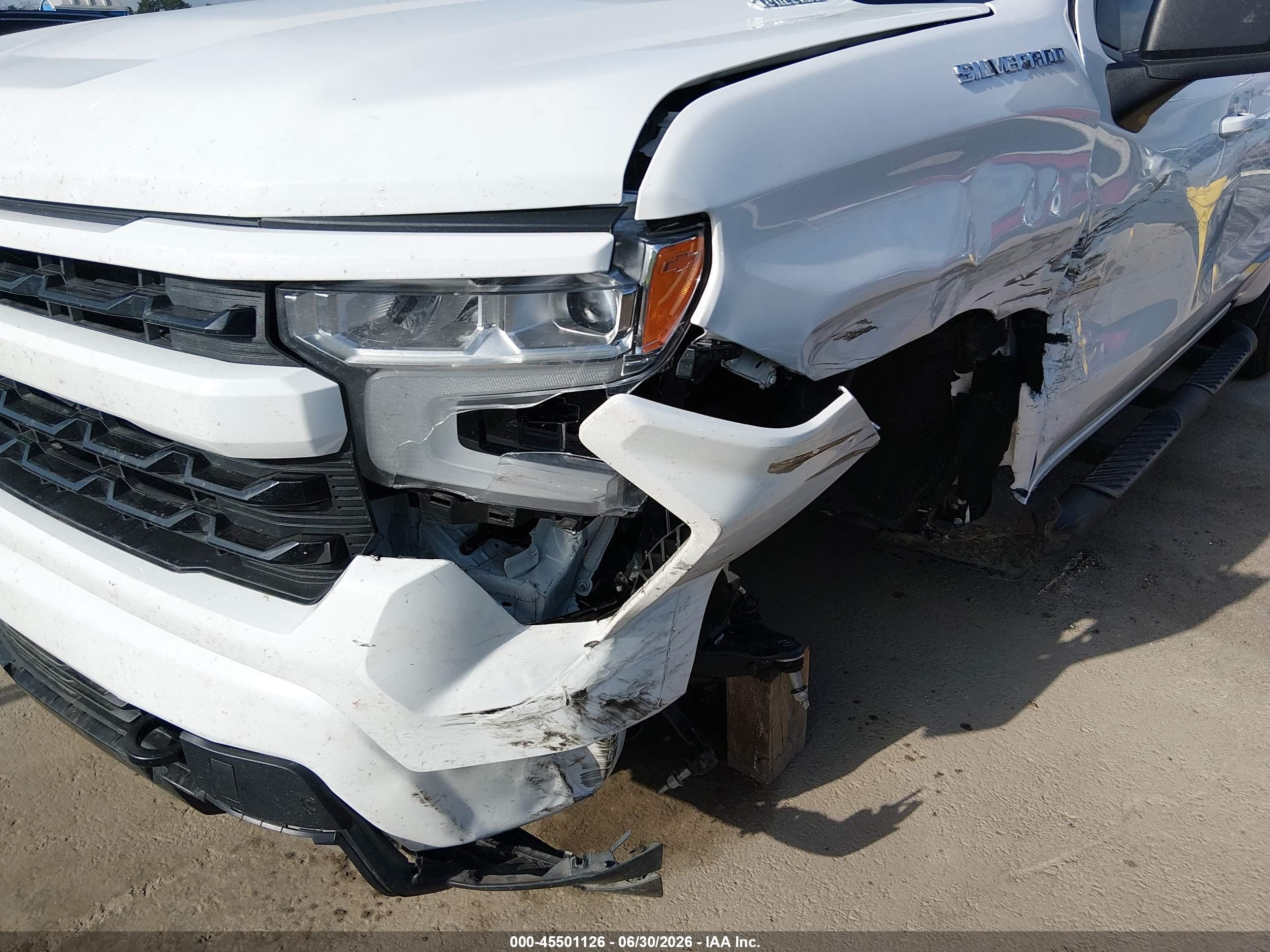2026 Chevrolet Silverado 1500 2wd  Short Bed Rst White vin: 1GCPAWEK9TZ237482
