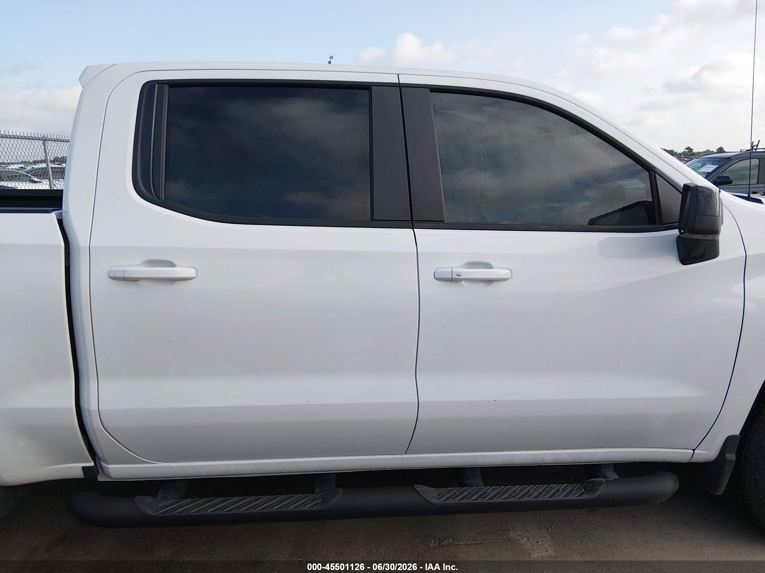 2026 Chevrolet Silverado 1500 2wd  Short Bed Rst White vin: 1GCPAWEK9TZ237482