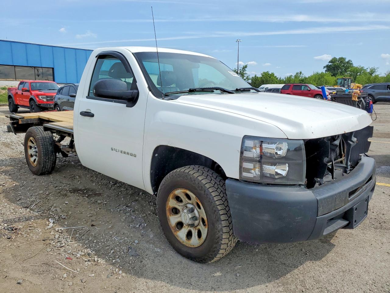 2010 Chevrolet Silverado C1500 White vin: 1GCPCPEA2AZ213058