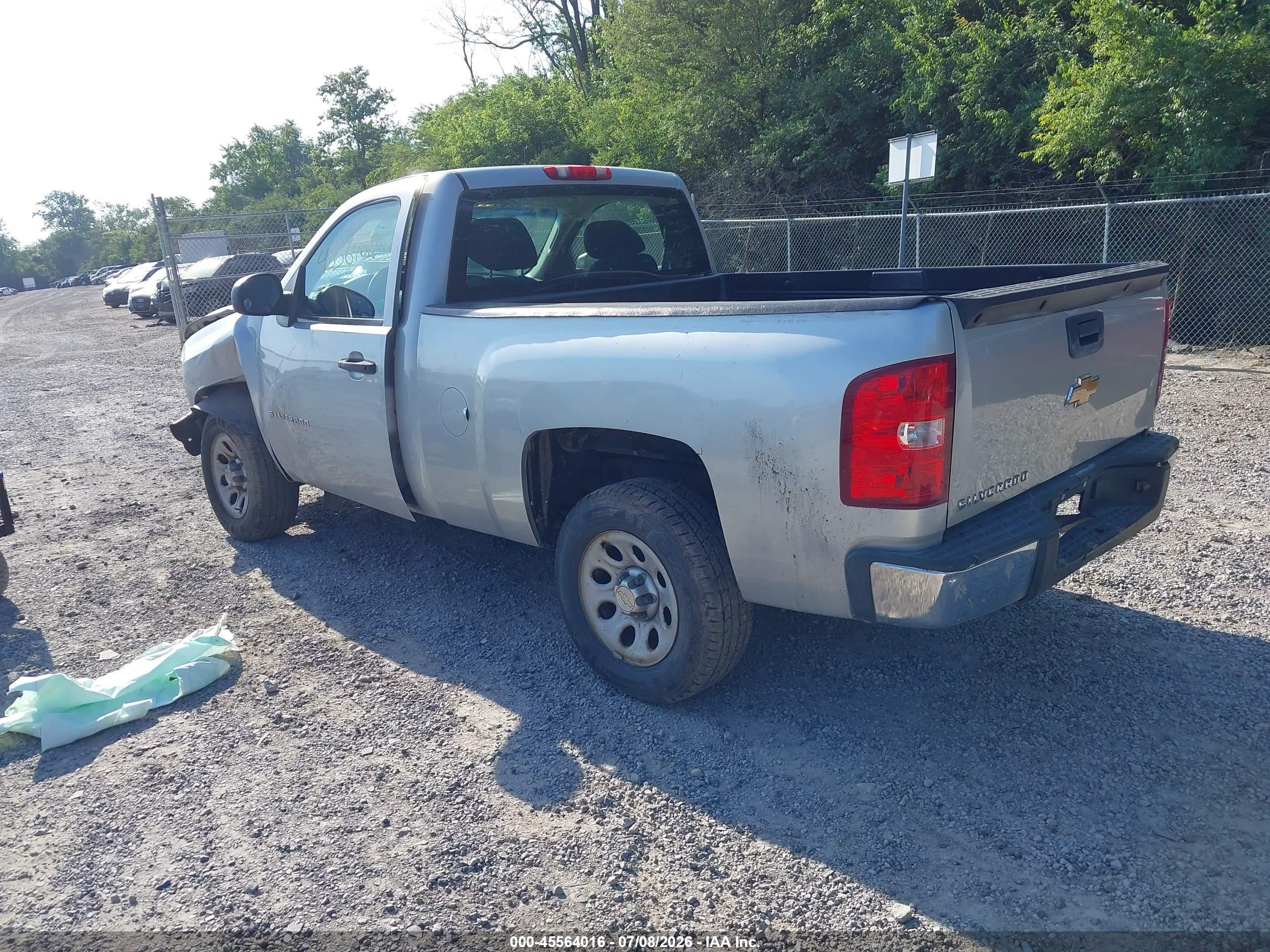 2010 Chevrolet Silverado 1500 Work Truck Silver vin: 1GCPCPEX2AZ246937