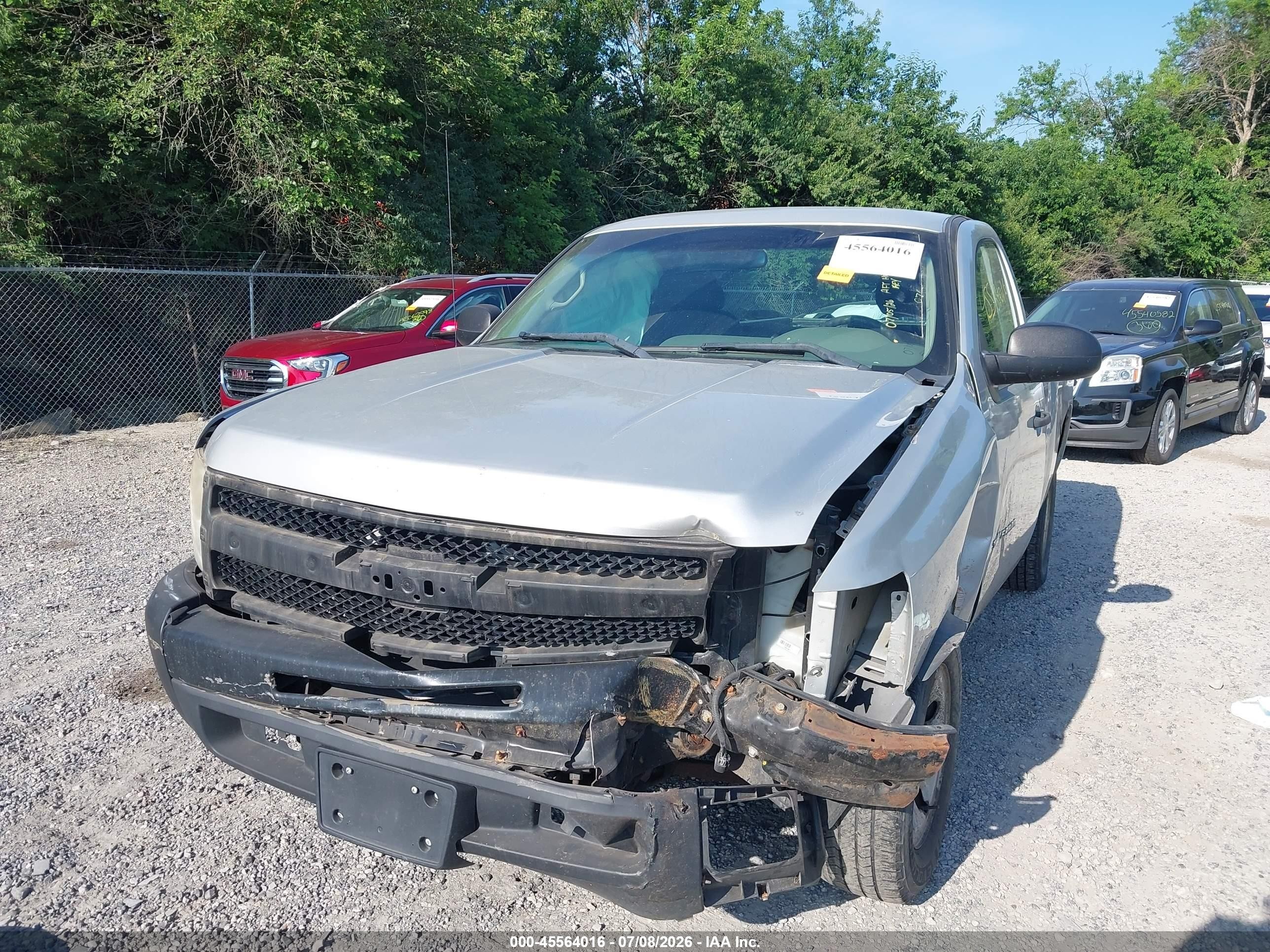 2010 Chevrolet Silverado 1500 Work Truck Silver vin: 1GCPCPEX2AZ246937