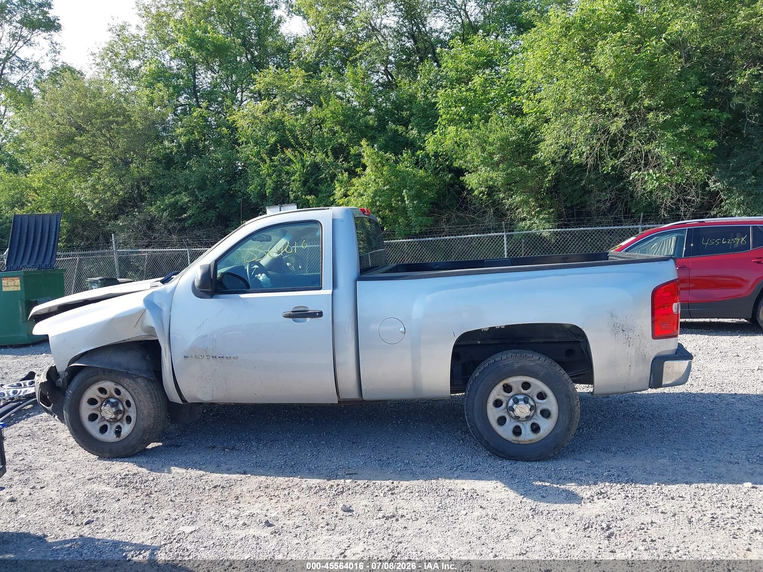 2010 Chevrolet Silverado 1500 Work Truck Silver vin: 1GCPCPEX2AZ246937