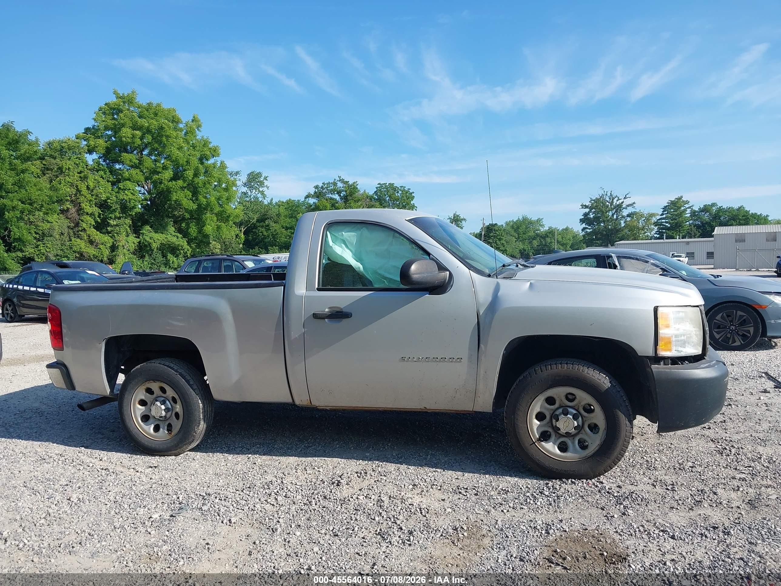 2010 Chevrolet Silverado 1500 Work Truck Silver vin: 1GCPCPEX2AZ246937