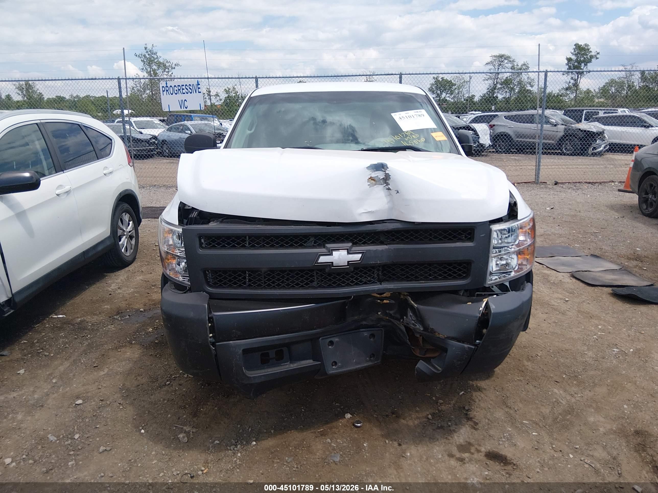 2010 Chevrolet Silverado 1500 Work Truck White vin: 1GCPCPEX5AZ204052