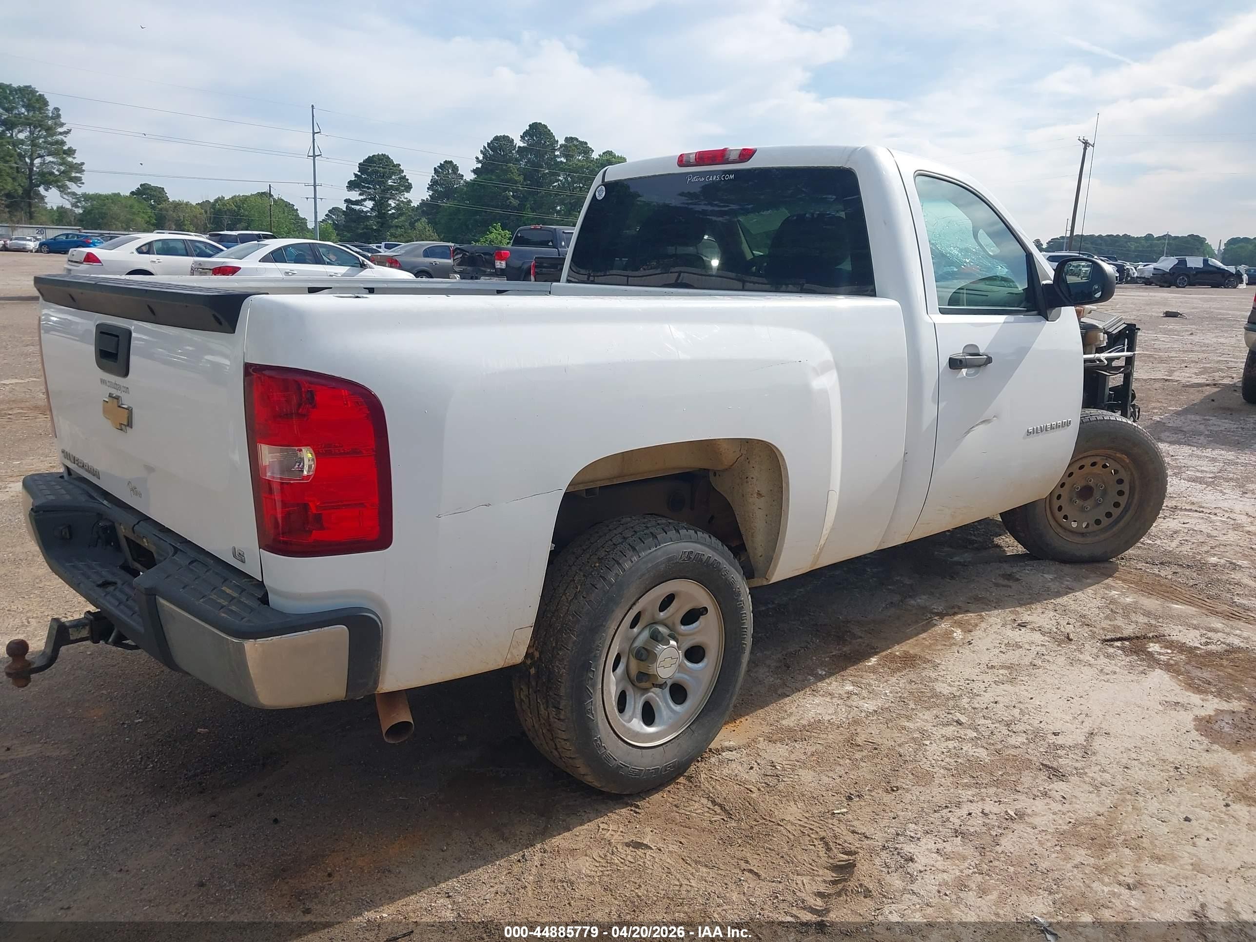 2010 Chevrolet Silverado 1500 Work Truck White vin: 1GCPCPEX5AZ281195