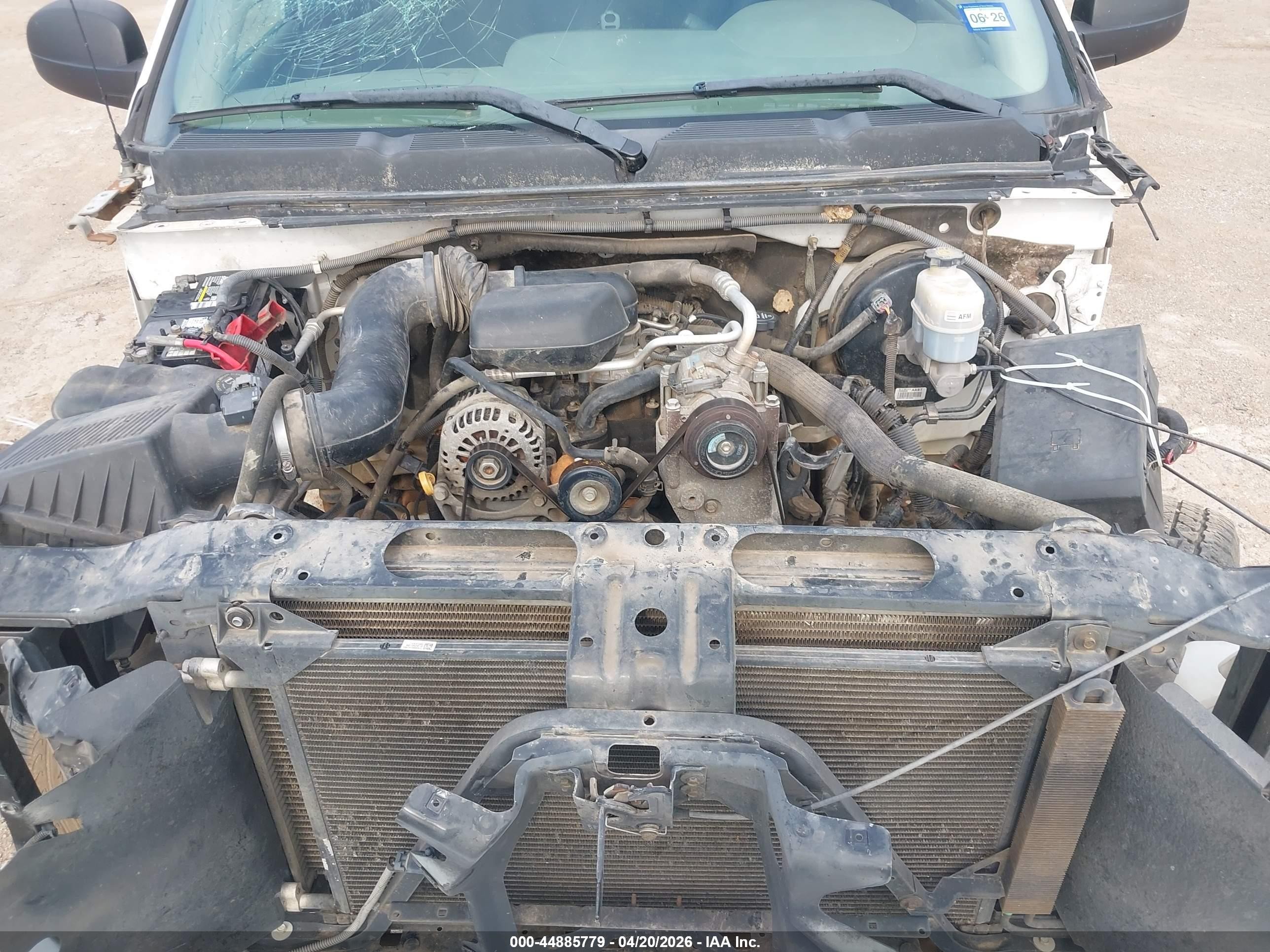 2010 Chevrolet Silverado 1500 Work Truck White vin: 1GCPCPEX5AZ281195