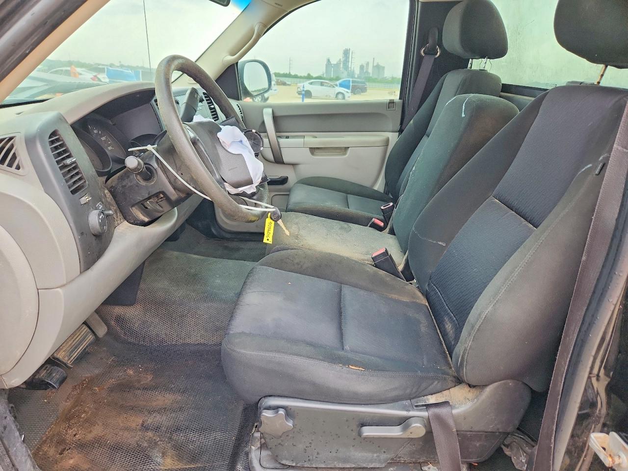 2010 Chevrolet Silverado C1500 Black vin: 1GCPCPEX6AZ222995