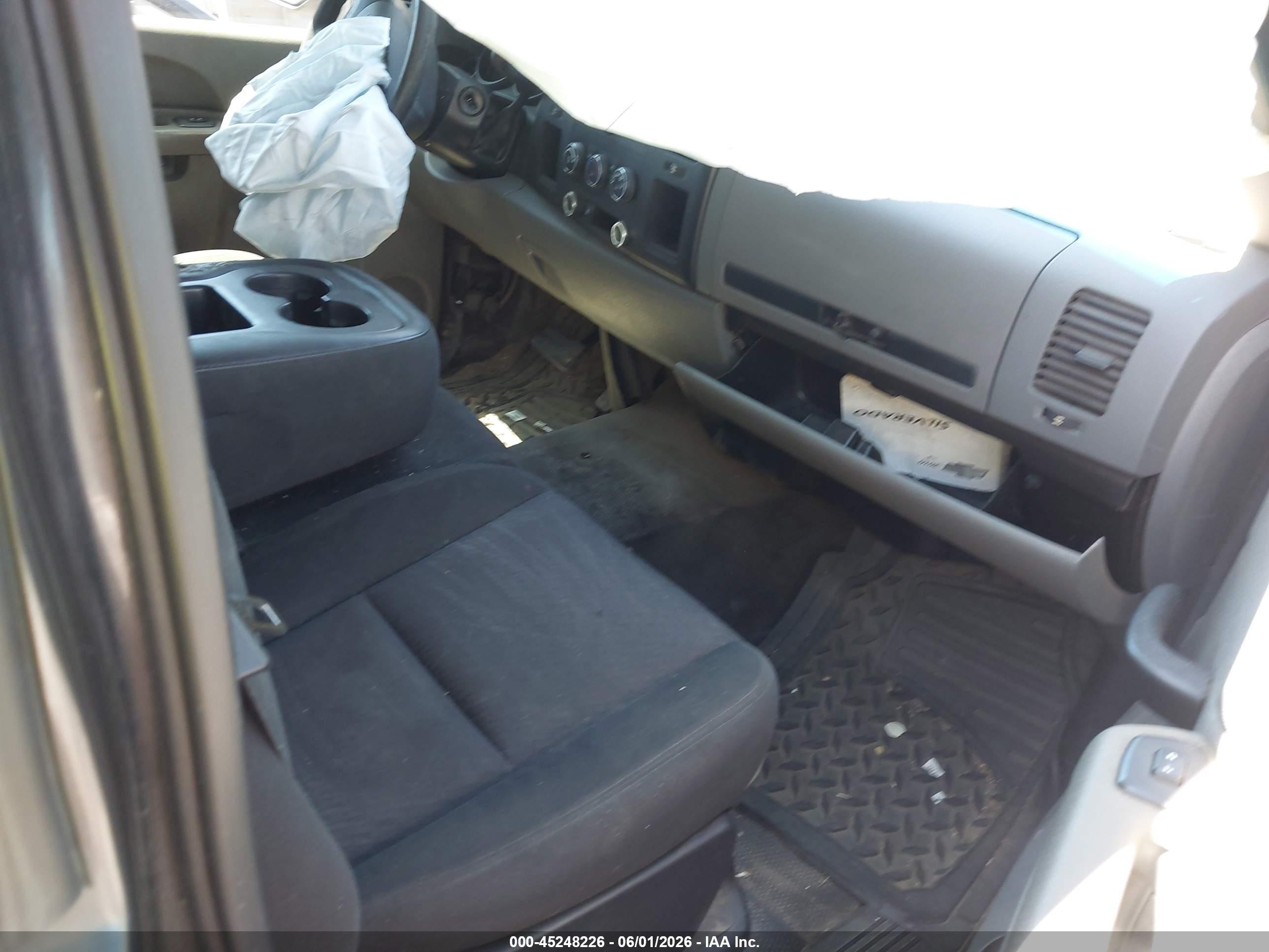 2010 Chevrolet Silverado 1500 Work Truck Black vin: 1GCPCPEX7AZ189313