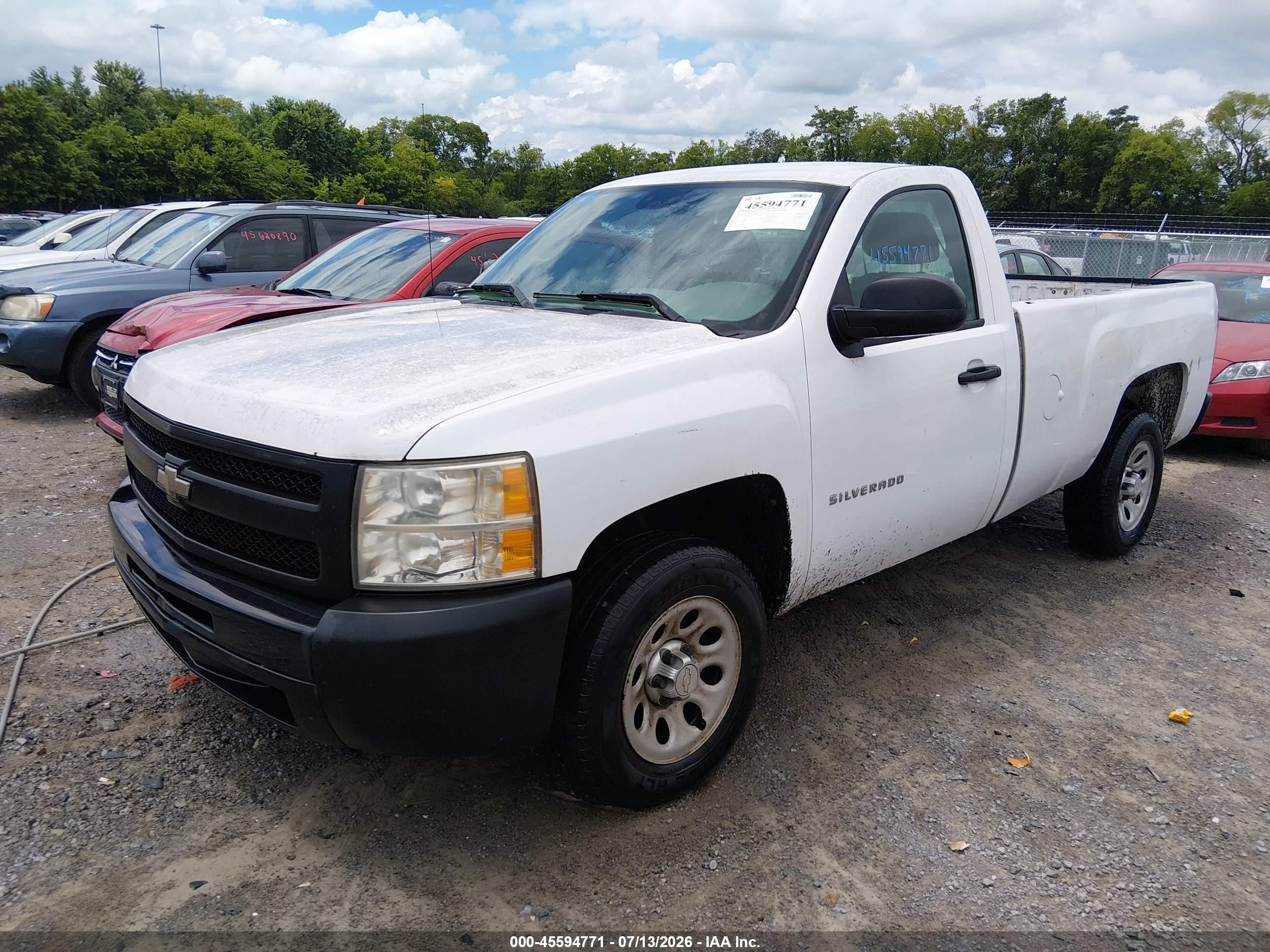 2010 Chevrolet Silverado 1500 Work Truck White vin: 1GCPCPEX8AZ194262