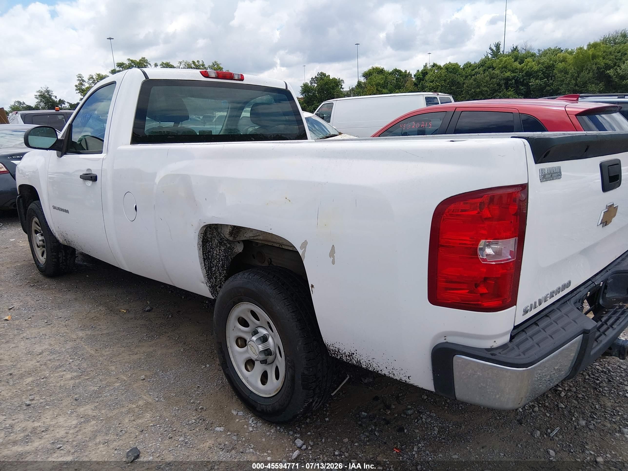 2010 Chevrolet Silverado 1500 Work Truck White vin: 1GCPCPEX8AZ194262