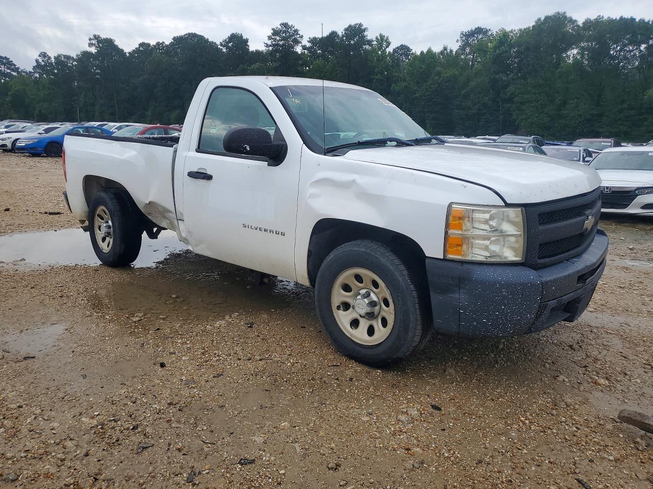 2010 Chevrolet Silverado C1500 White vin: 1GCPCPEX8AZ299092