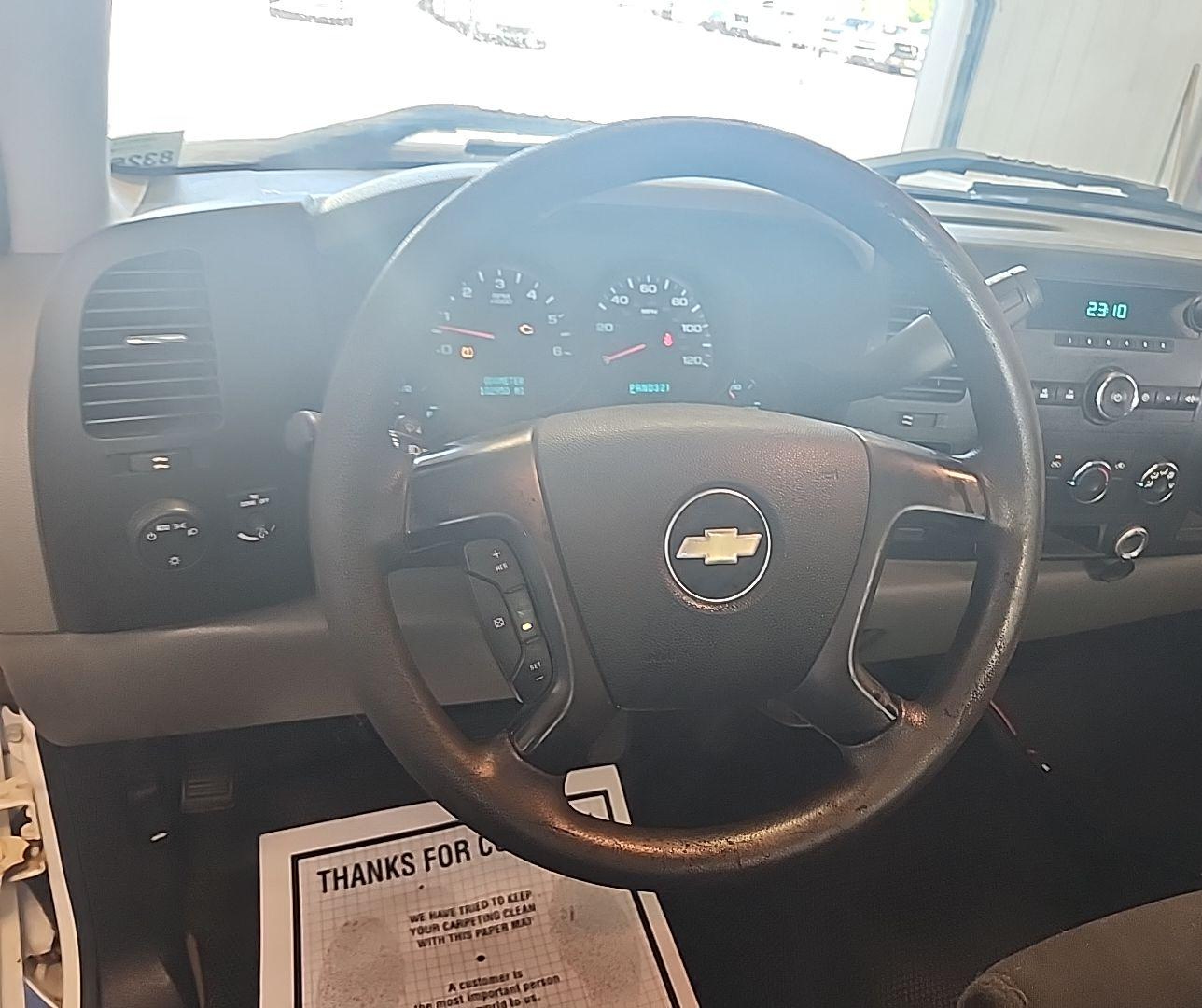 2010 Chevrolet Silverado C1500 vin: 1GCPCPEXXAZ175230