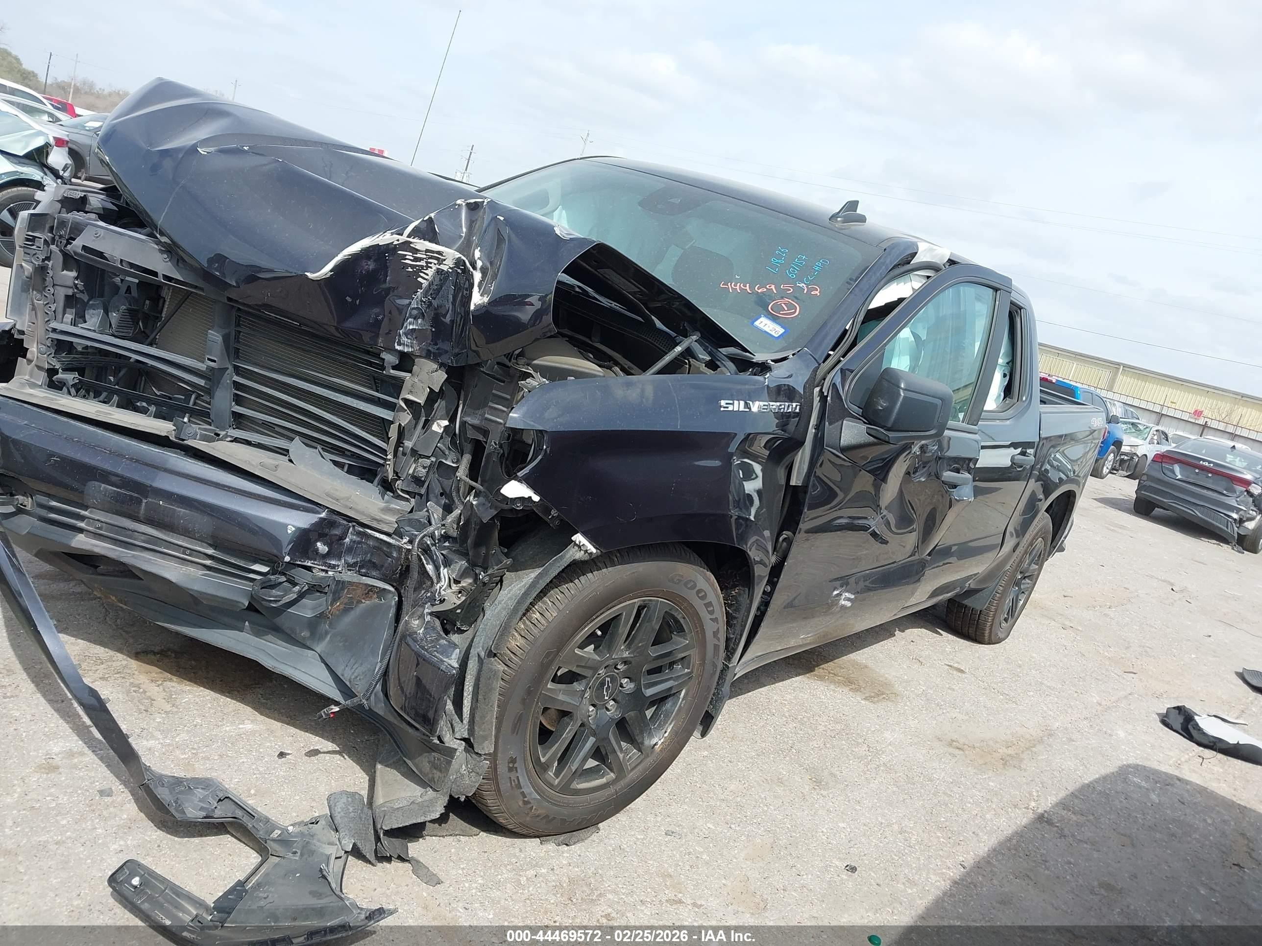 2022 Chevrolet Silverado 1500   Black vin: 1GCPDBEK6NZ634067