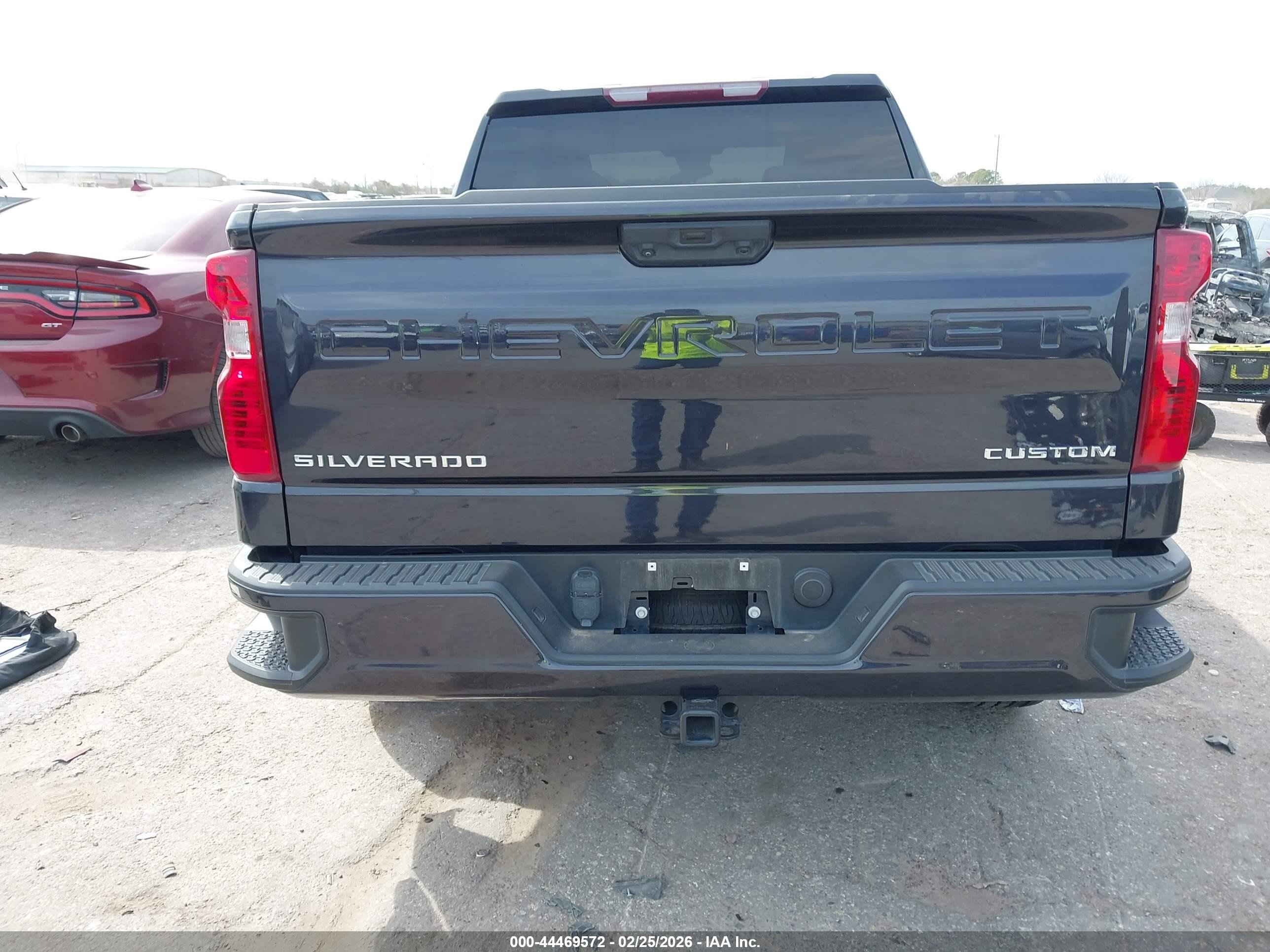 2022 Chevrolet Silverado 1500   Black vin: 1GCPDBEK6NZ634067