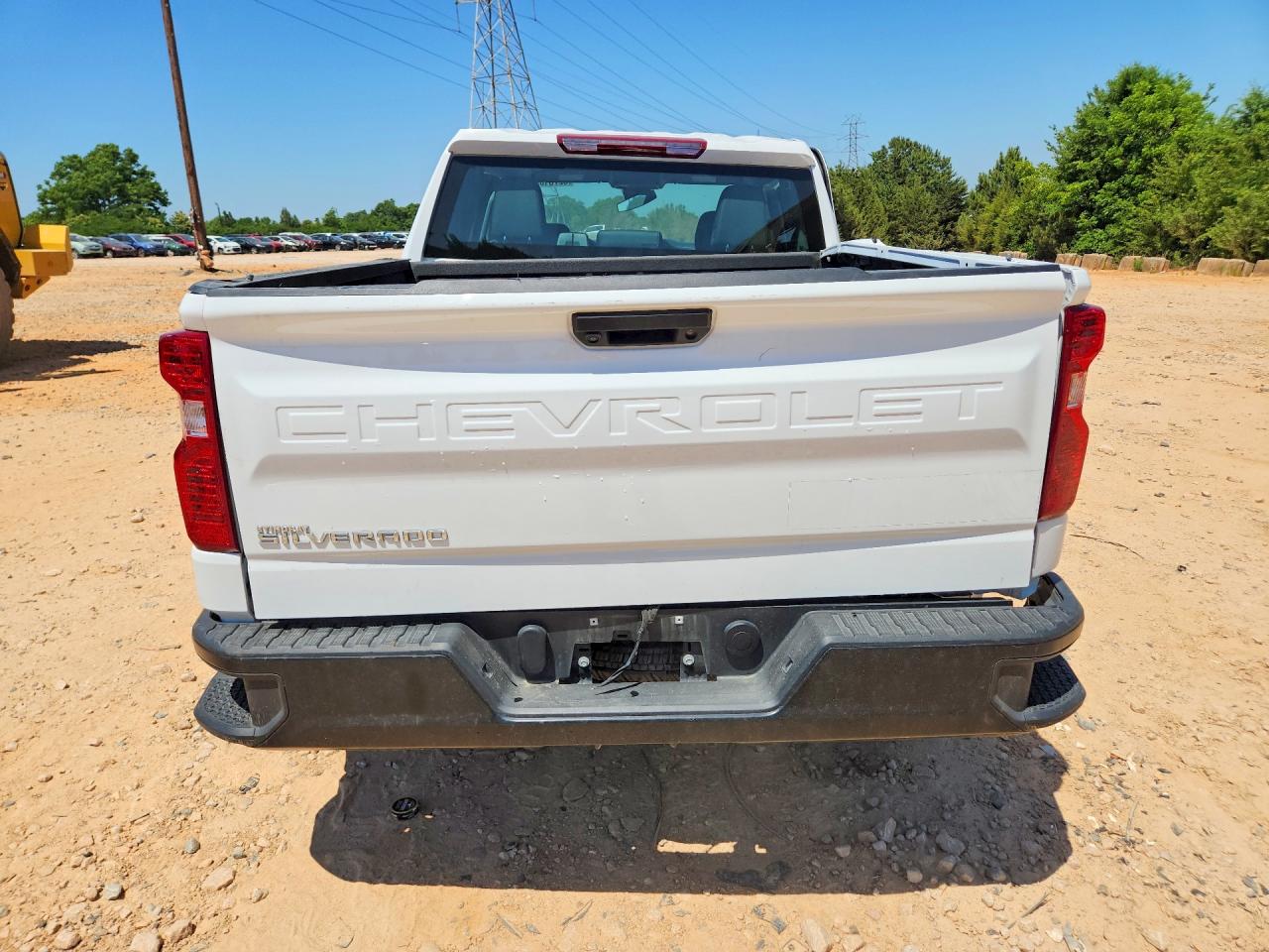 2025 Chevrolet Silverado K1500 White vin: 1GCPKAEK1SZ155129