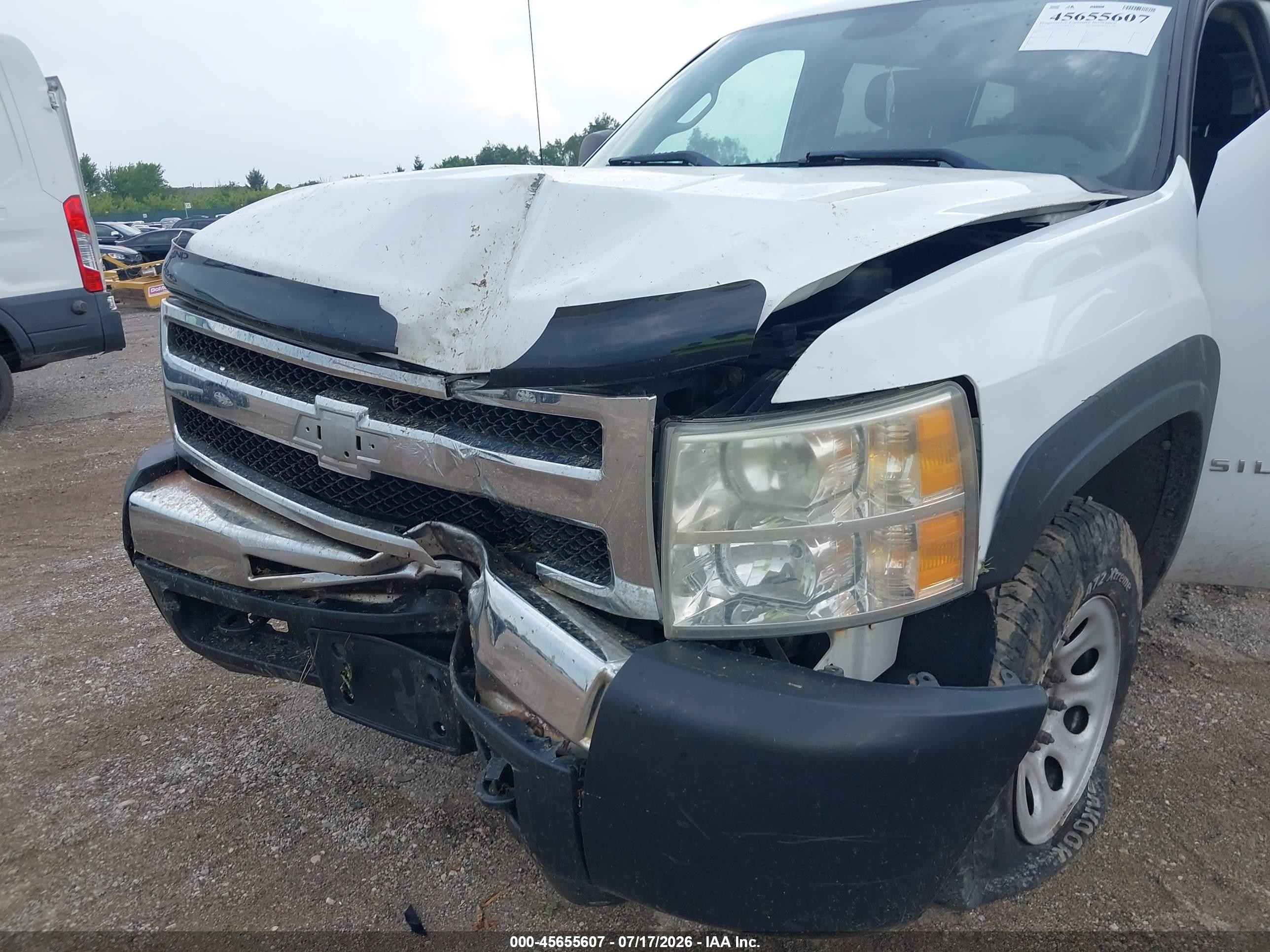 2011 Chevrolet Silverado 1500 Work Truck White vin: 1GCPKPE37BF185510