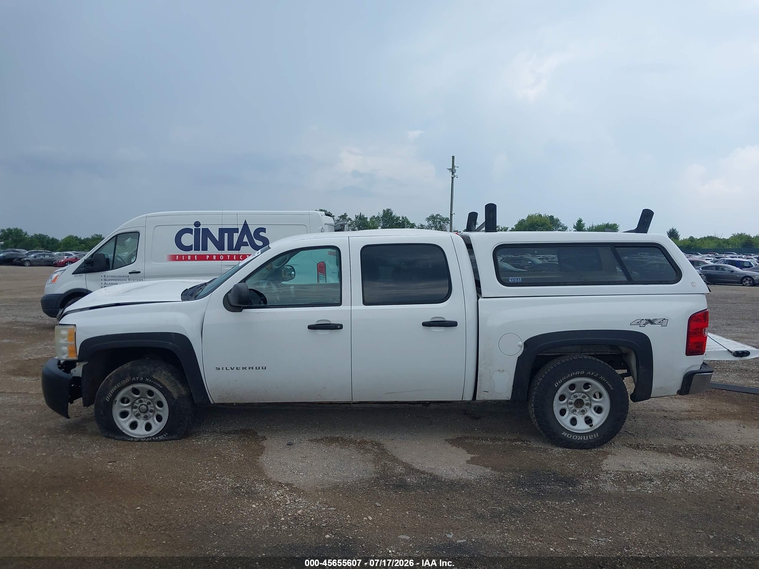 2011 Chevrolet Silverado 1500 Work Truck White vin: 1GCPKPE37BF185510