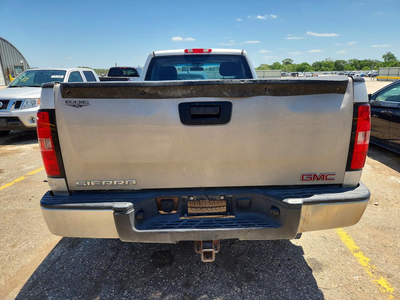 2010 Chevrolet Silverado K1500 Серебряный vin: 1GCPKPEA6AZ216614