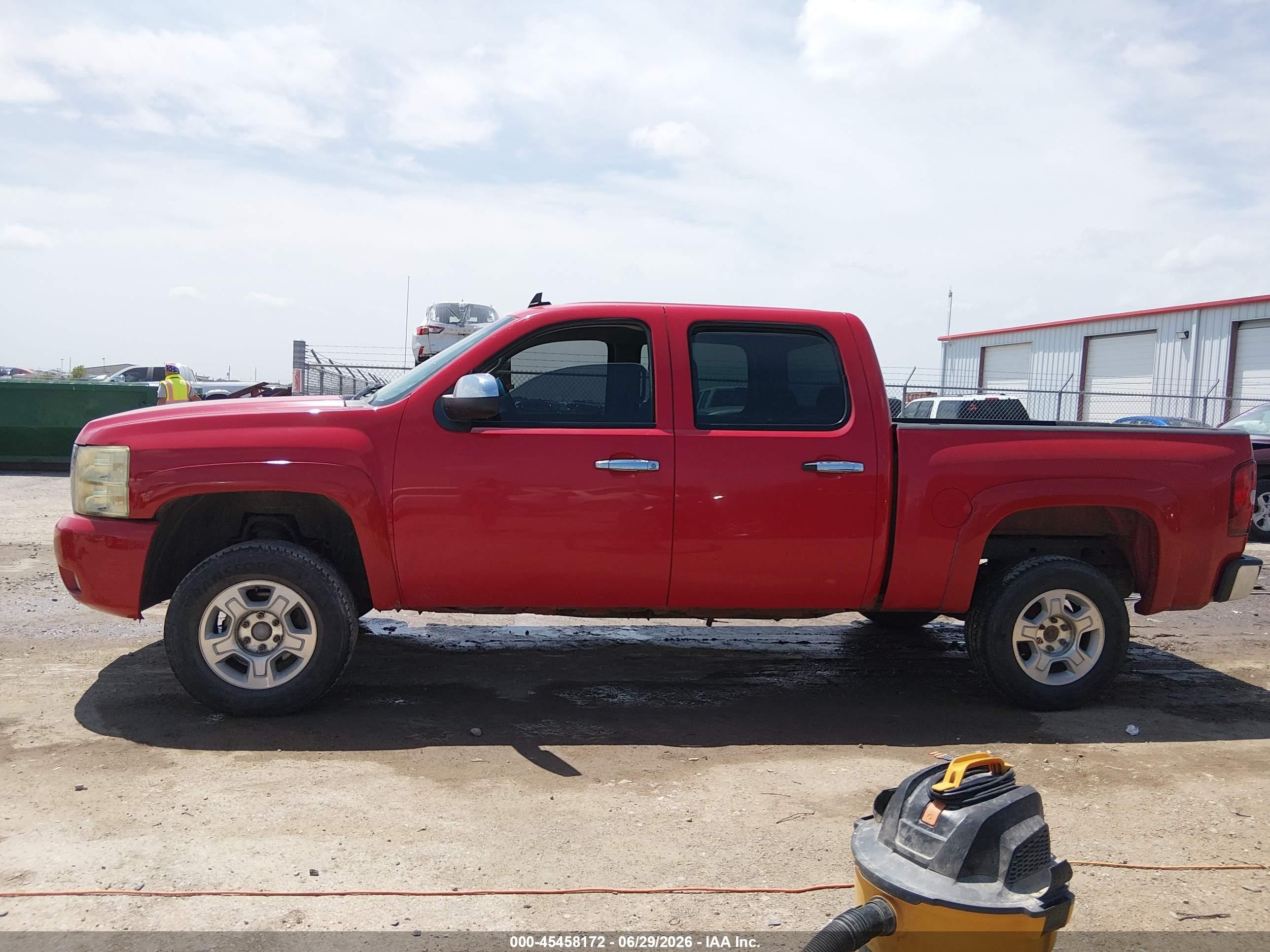 2011 Chevrolet Silverado 1500 Lt Red vin: 1GCPKSE30BF157664