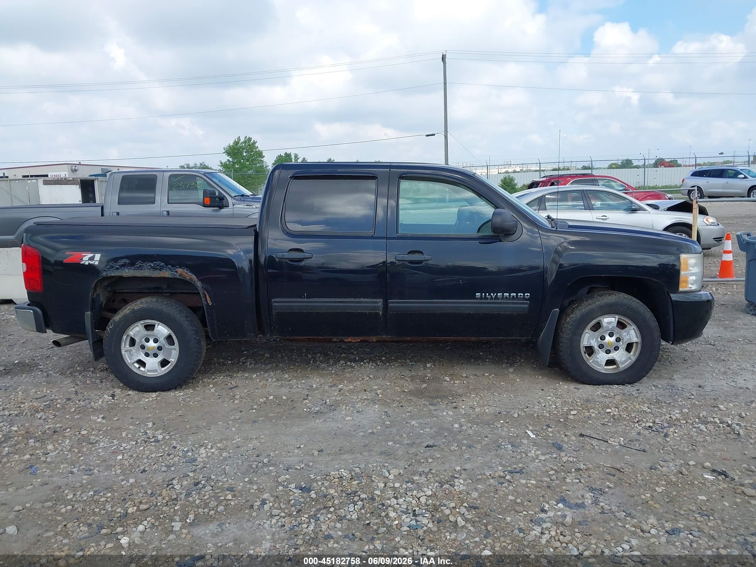 2011 Chevrolet Silverado 1500 Lt Черный vin: 1GCPKSE3XBF148518