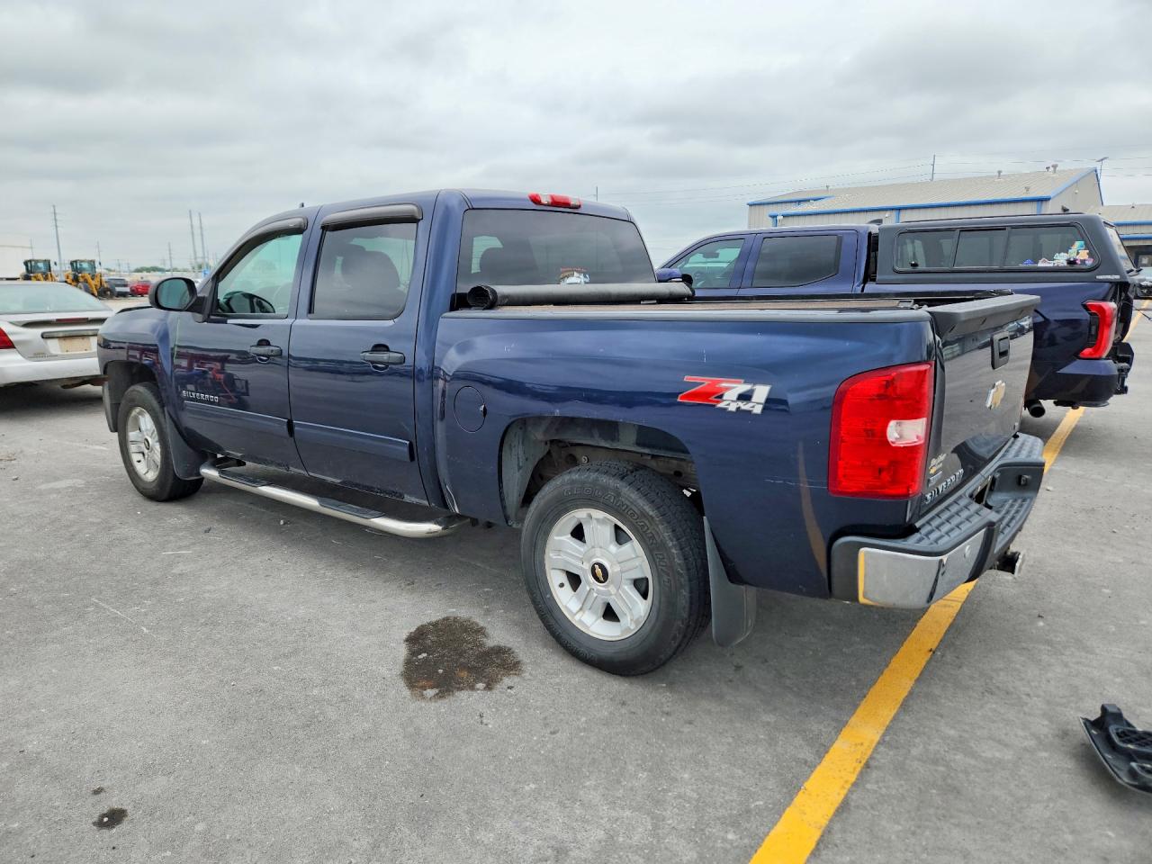 2011 Chevrolet Silverado K1500 Lt Blue vin: 1GCPKSE3XBF209902