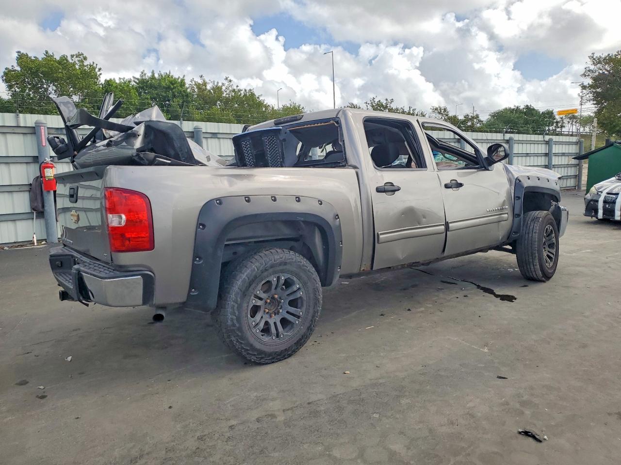 2012 Chevrolet Silverado K1500 Lt Silver vin: 1GCPKSE73CF231731