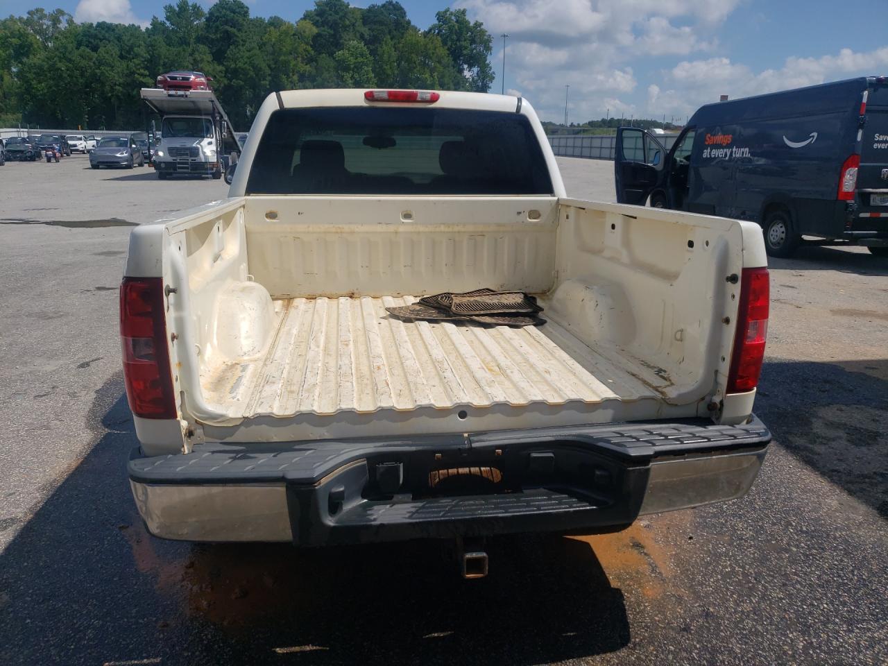 2012 Chevrolet Silverado K1500 Lt White vin: 1GCPKSE74CF186637 Damage: Tailgate, Missing, Replacement Required