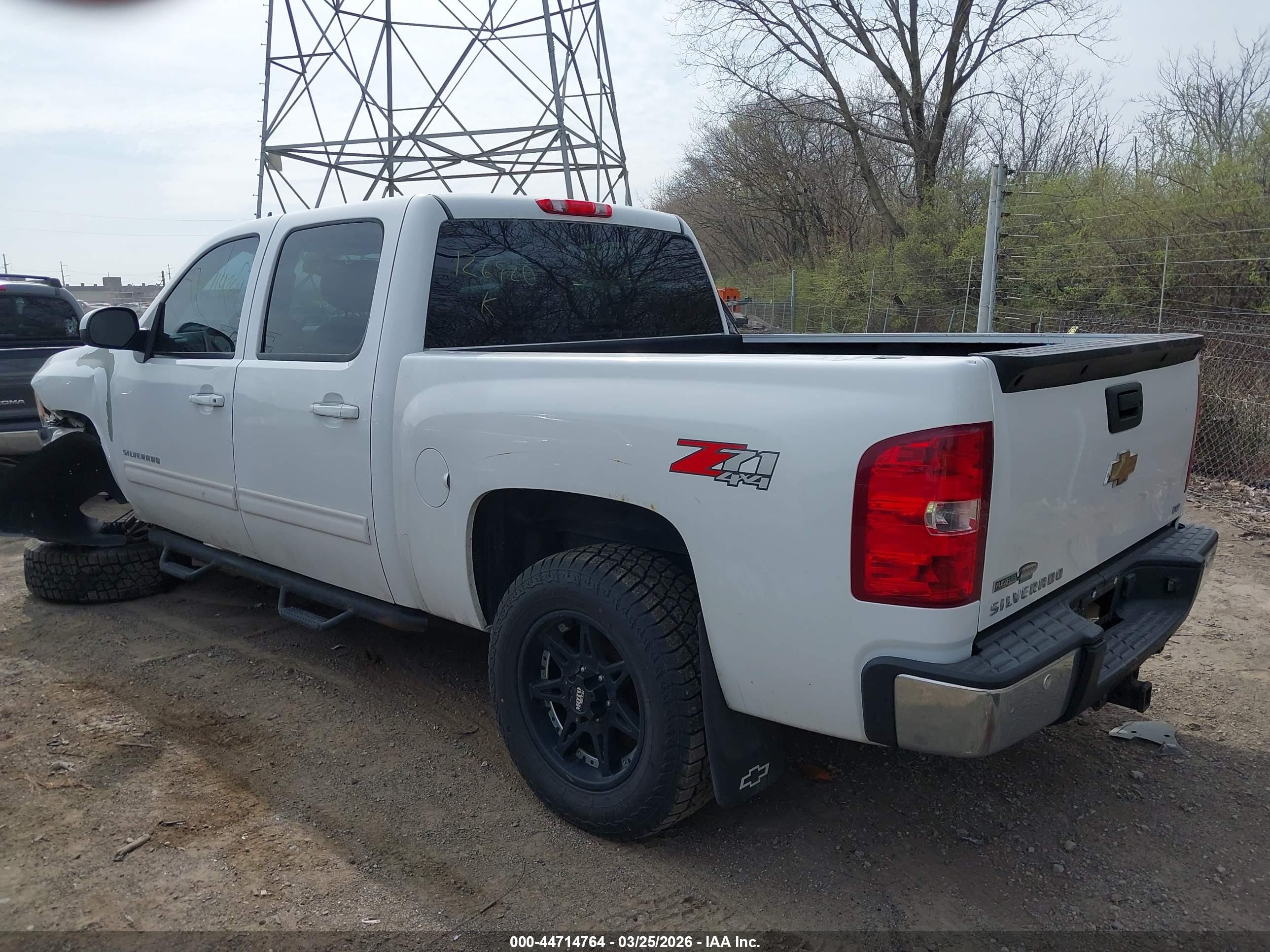 2011 Chevrolet Silverado 1500 Ltz Белый vin: 1GCPKTE35BF126920