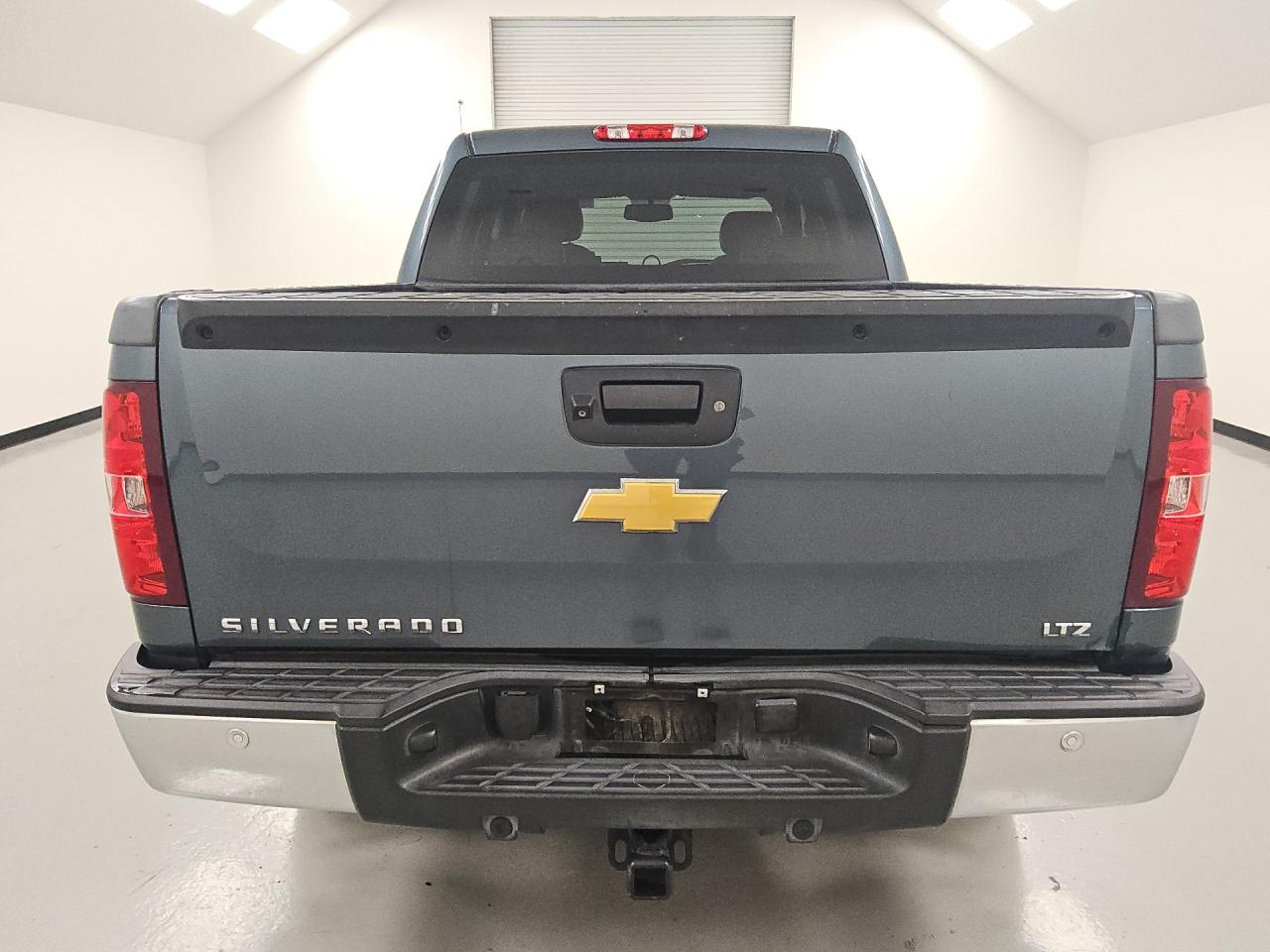 2012 Chevrolet Silverado K1500 Ltz Blue vin: 1GCPKTE70CF237394 Damage: Tailgate, Dent(S) W/No Paint Dmg, Pdr-1 Dent