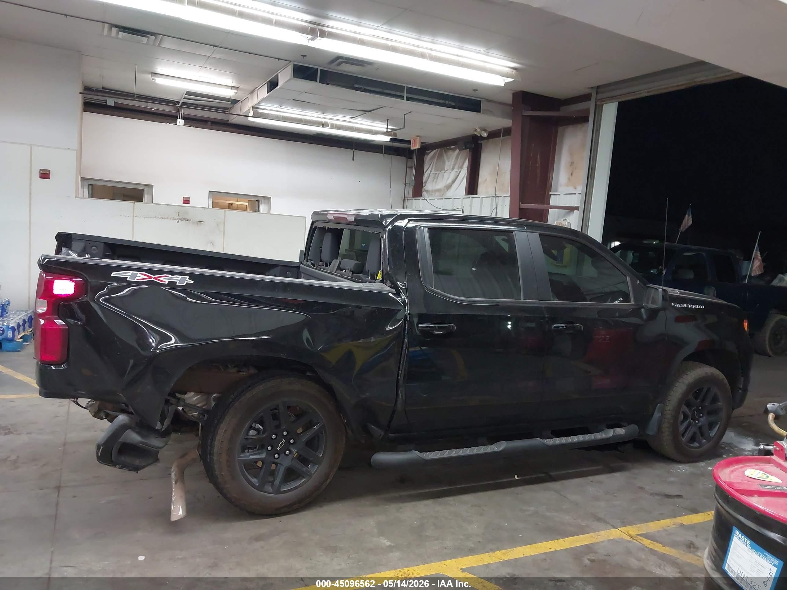 2026 Chevrolet Silverado 1500 4wd  Short Bed Rst Black vin: 1GCPKWEKXTZ174938