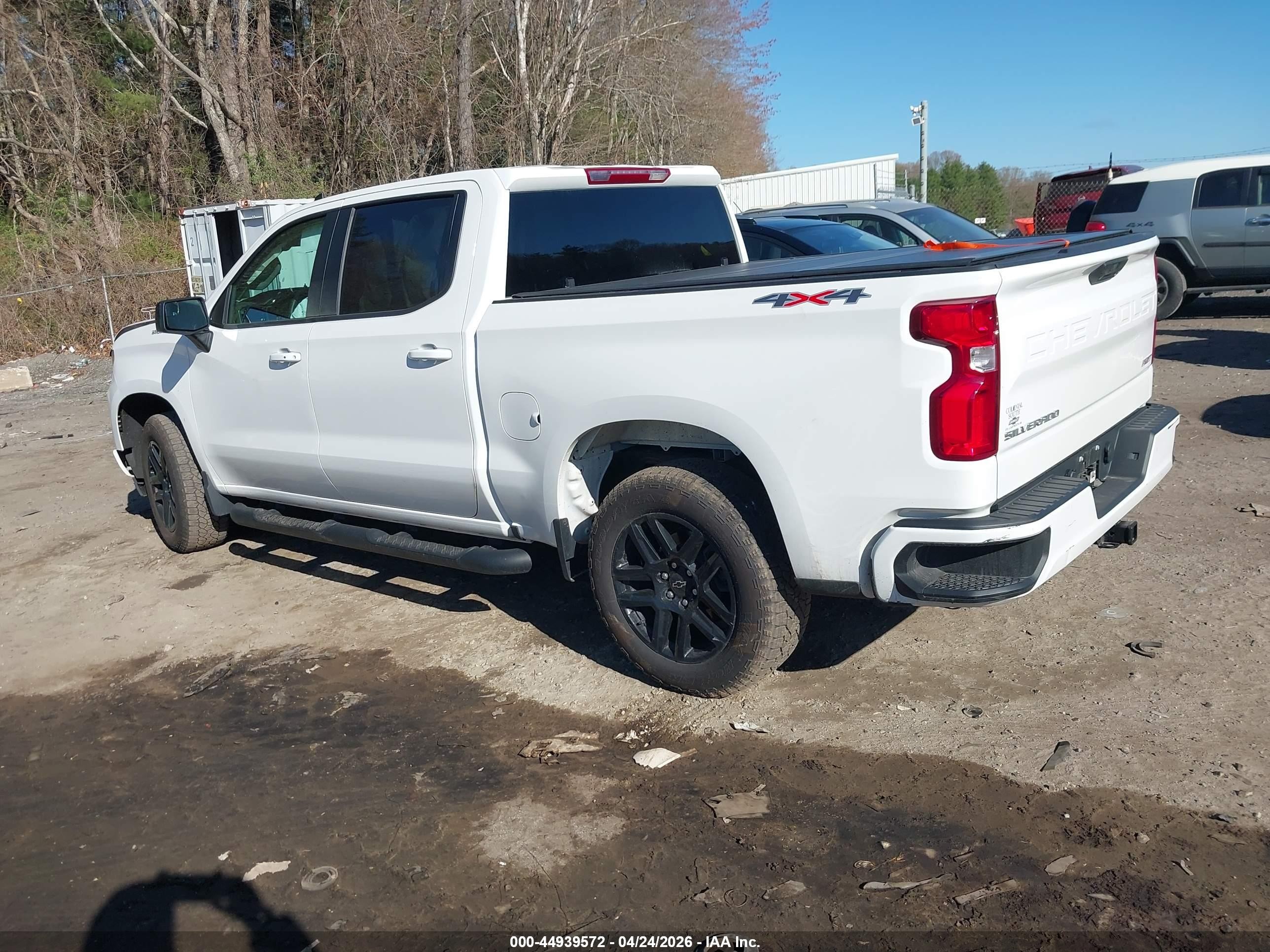 2026 Chevrolet Silverado 1500 4wd  Short Bed Rst Белый vin: 1GCPKWEKXTZ175782