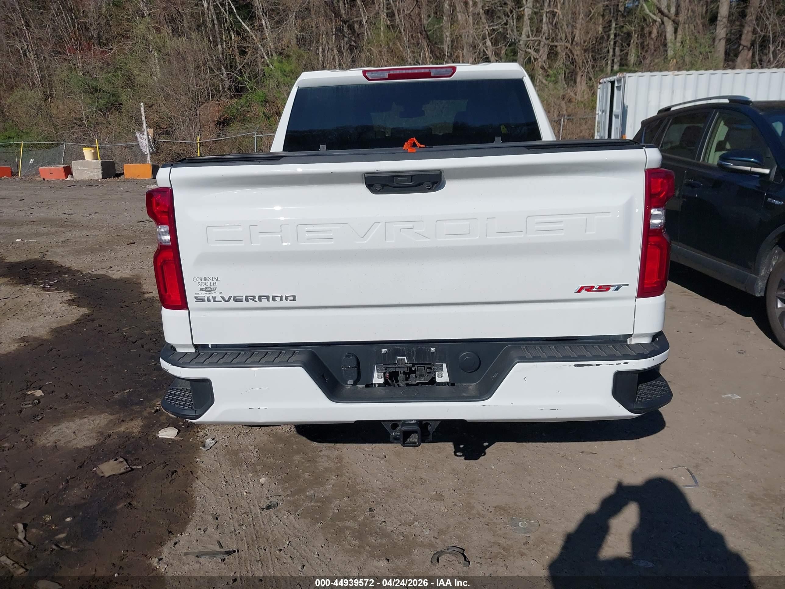 2026 Chevrolet Silverado 1500 4wd  Short Bed Rst Белый vin: 1GCPKWEKXTZ175782