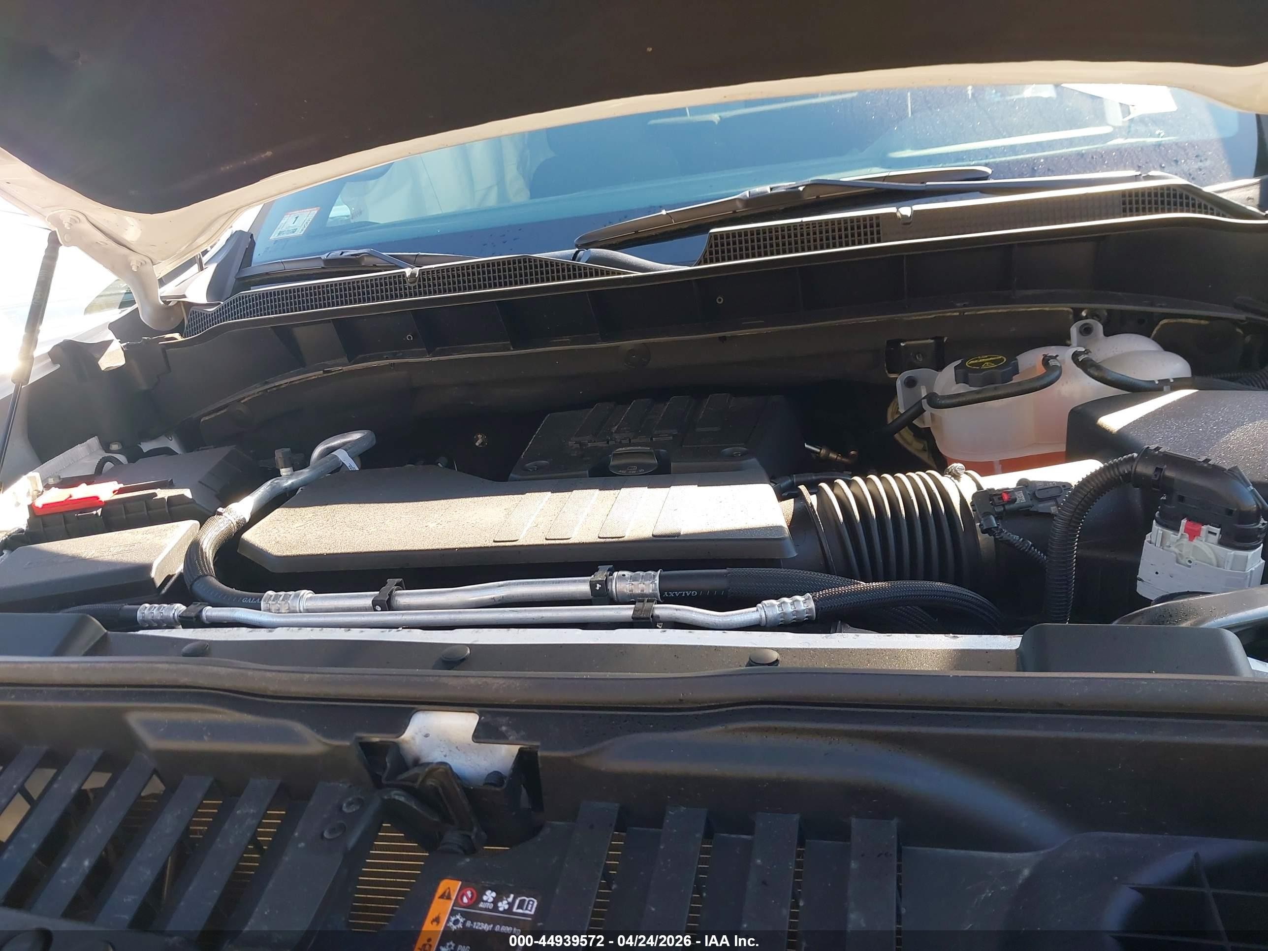 2026 Chevrolet Silverado 1500 4wd  Short Bed Rst Белый vin: 1GCPKWEKXTZ175782