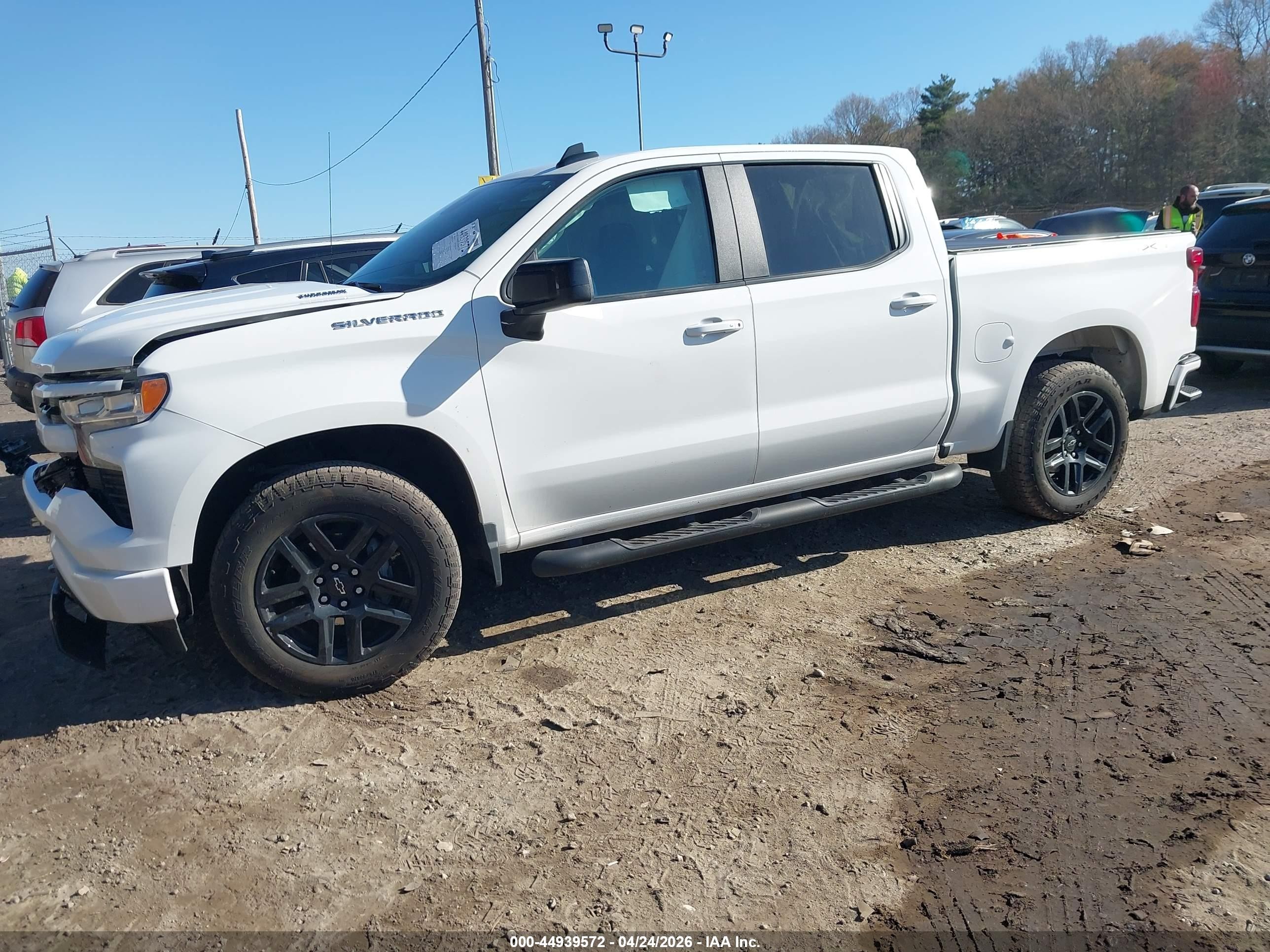 2026 Chevrolet Silverado 1500 4wd  Short Bed Rst Белый vin: 1GCPKWEKXTZ175782