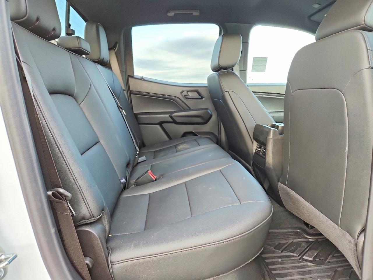 2025 Chevrolet Colorado White vin: 1GCPSBEK2S1210949