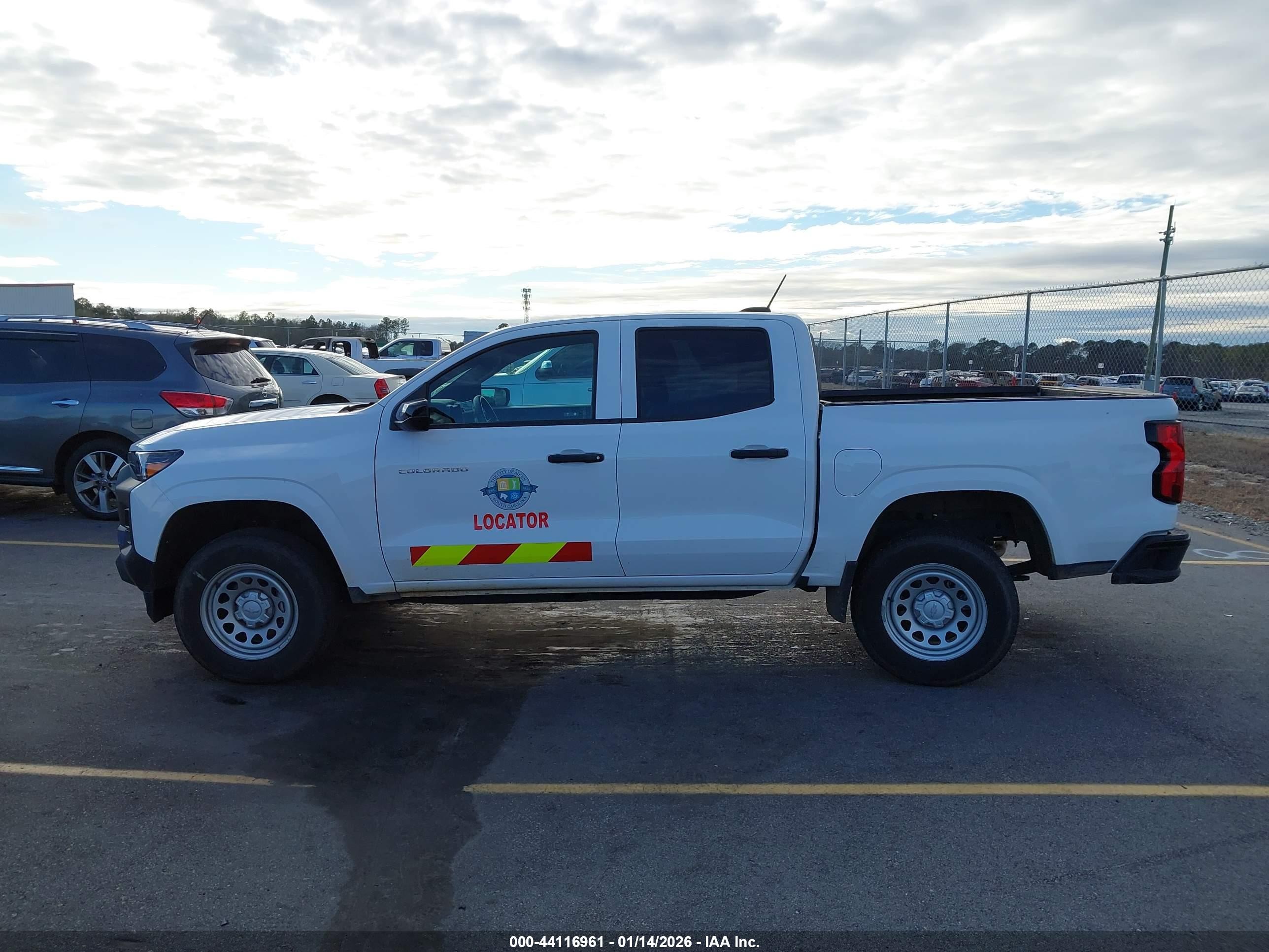 2024 Chevrolet Colorado 2wd Wt White vin: 1GCPSBEK8R1238801