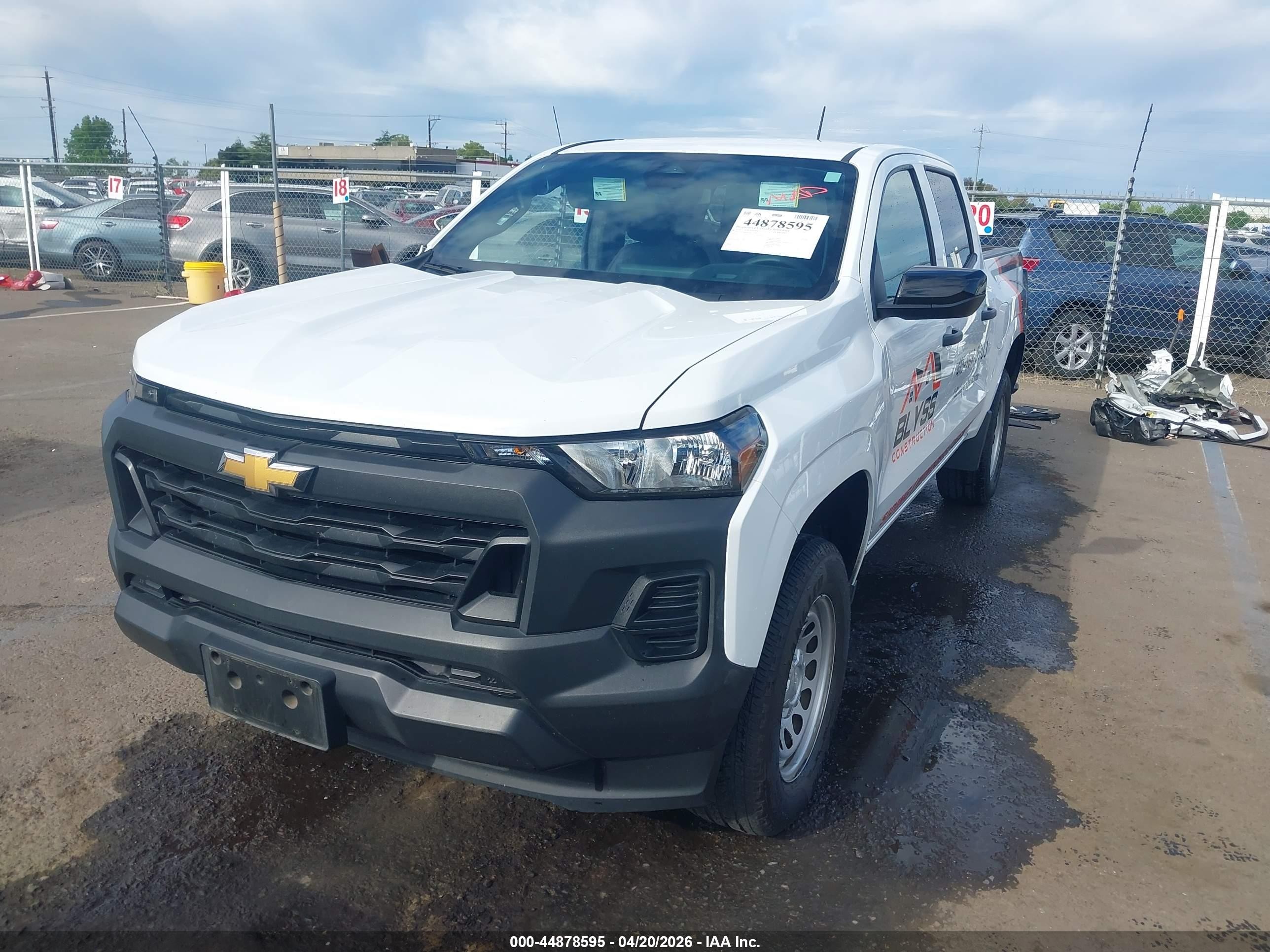 2024 Chevrolet Colorado 2wd Wt White vin: 1GCPSBEKXR1111905